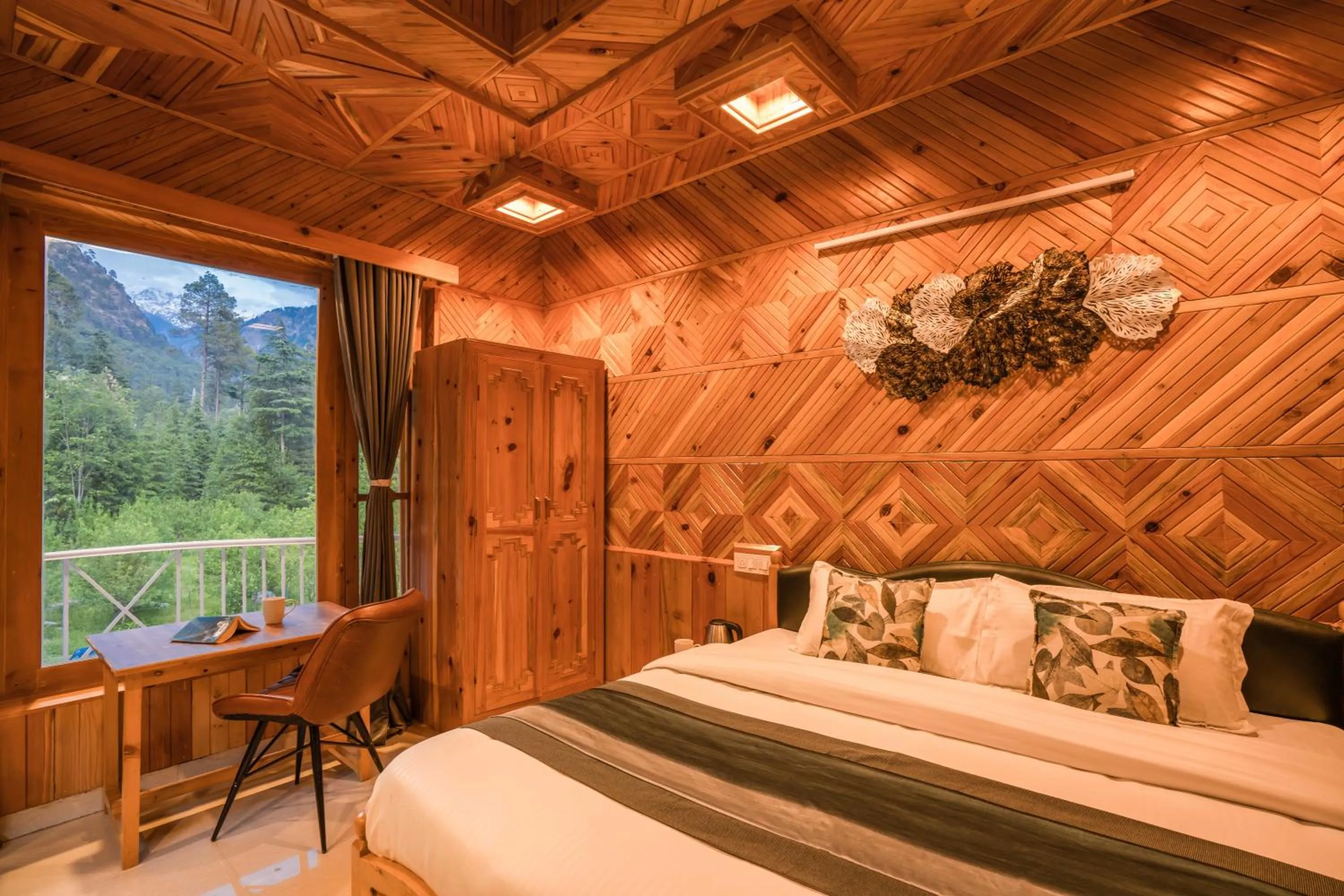 Bed in Zostel Kasol (Katagla)