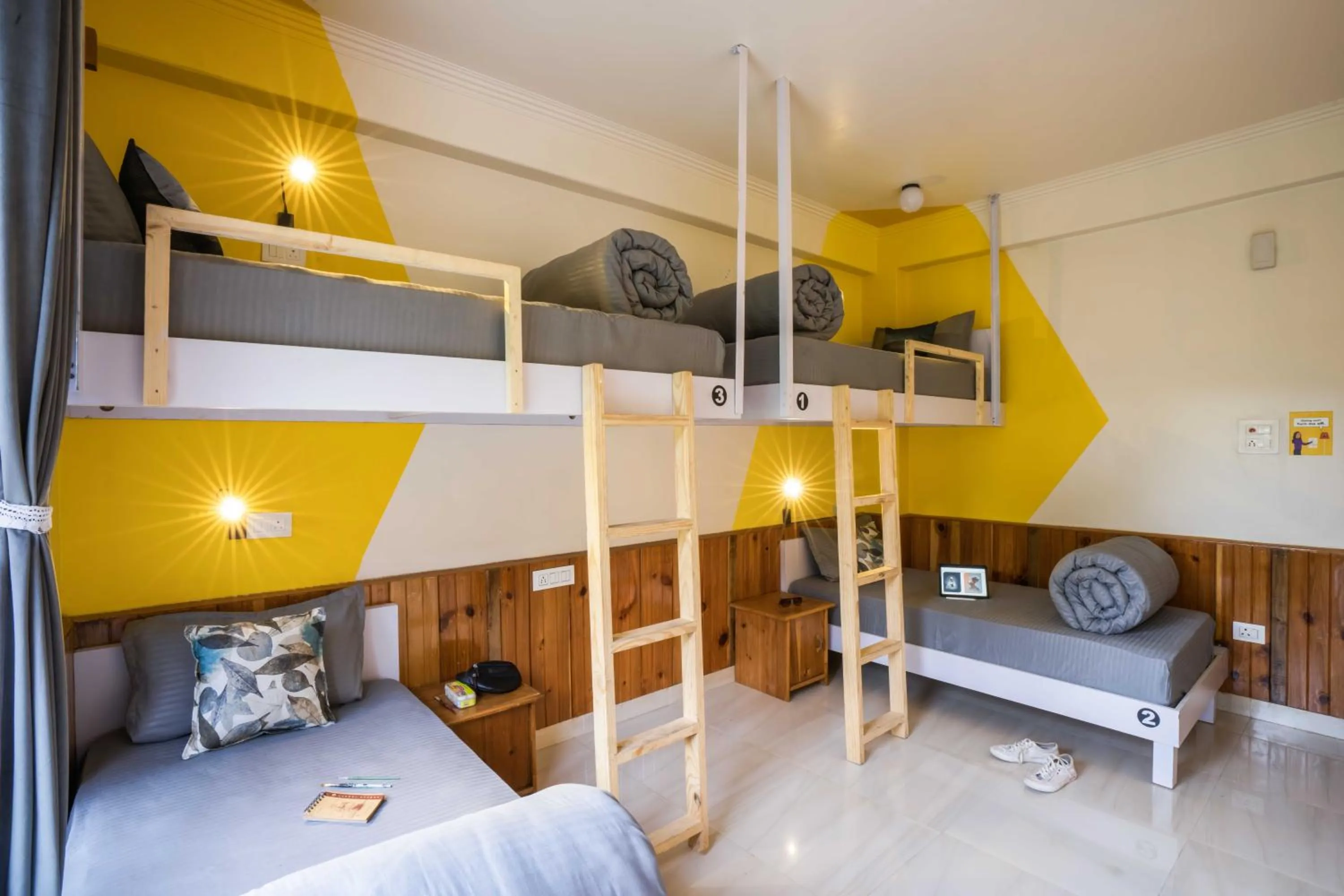 Bed in Zostel Kasol (Katagla)