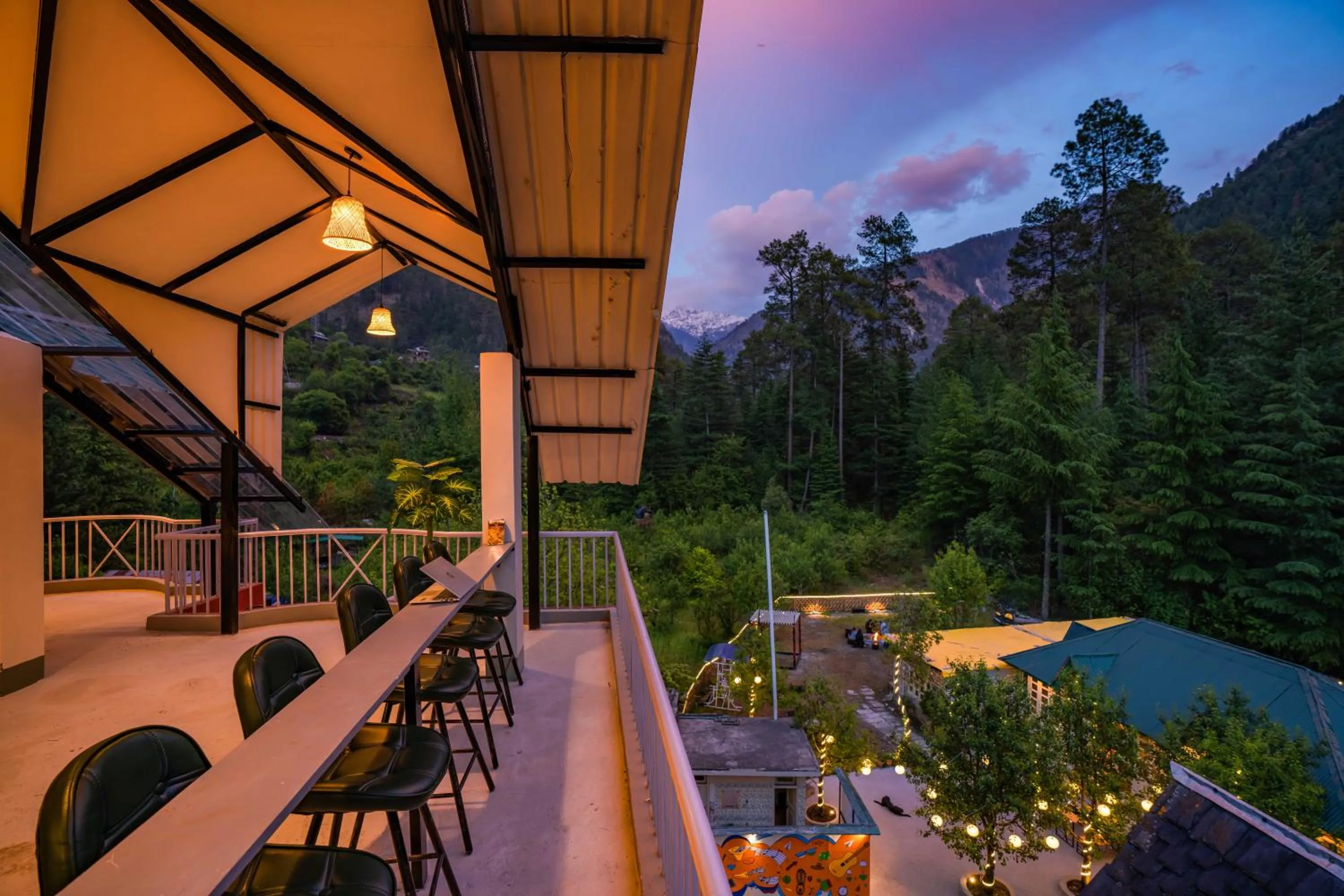 Property building in Zostel Kasol (Katagla)