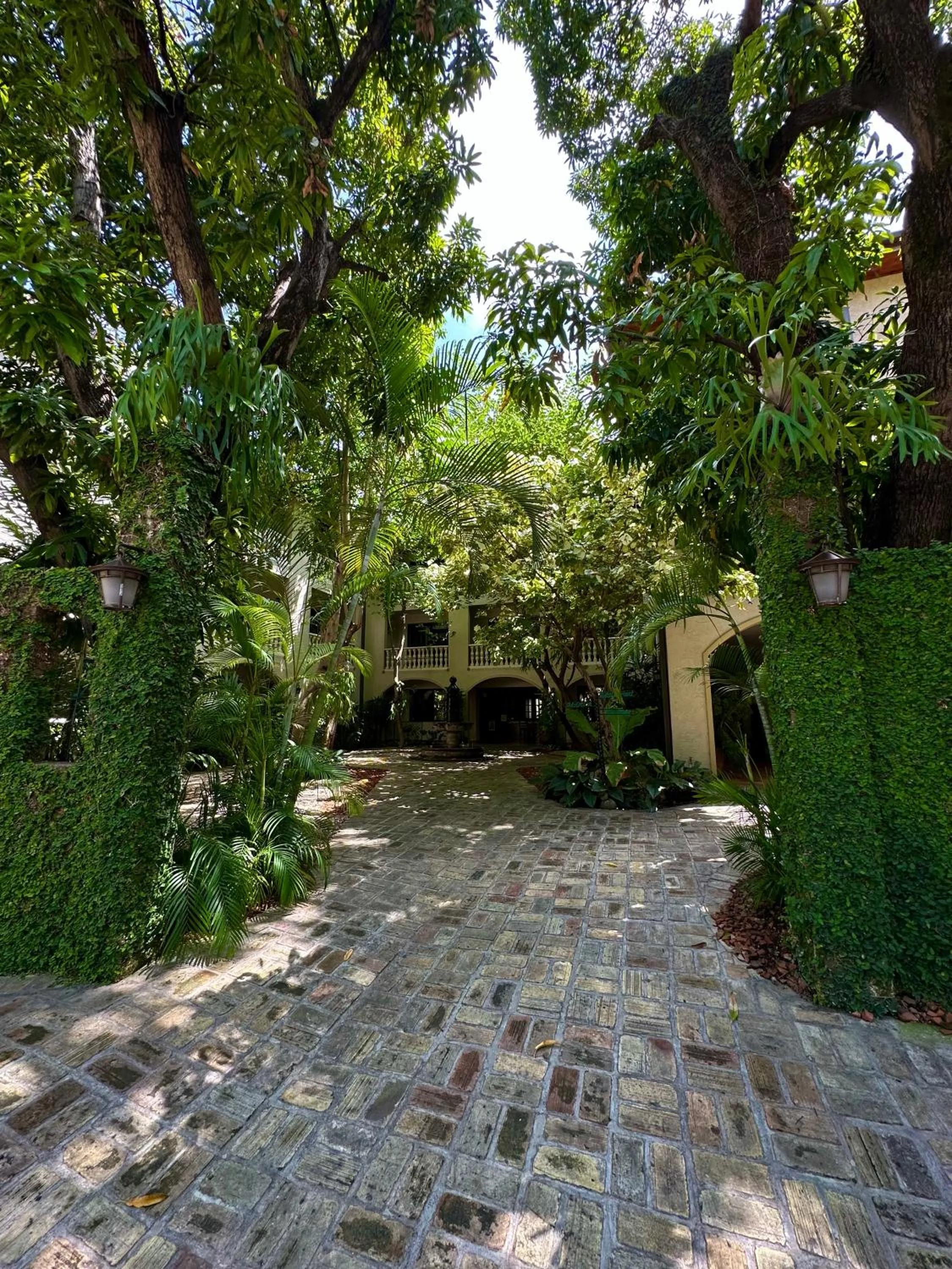 Facade/entrance in Hotel Villa Therese