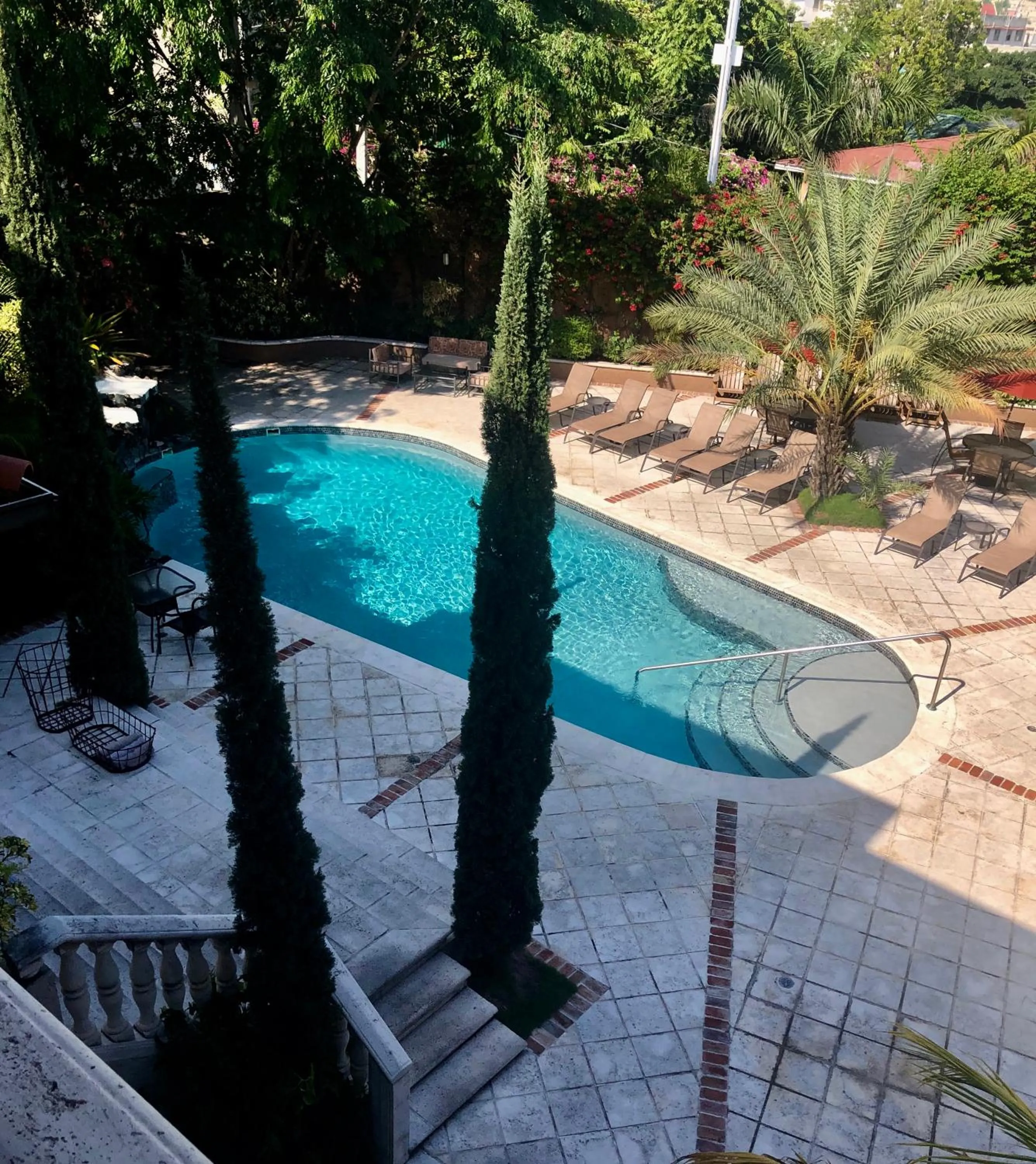Pool view in Hotel Villa Therese