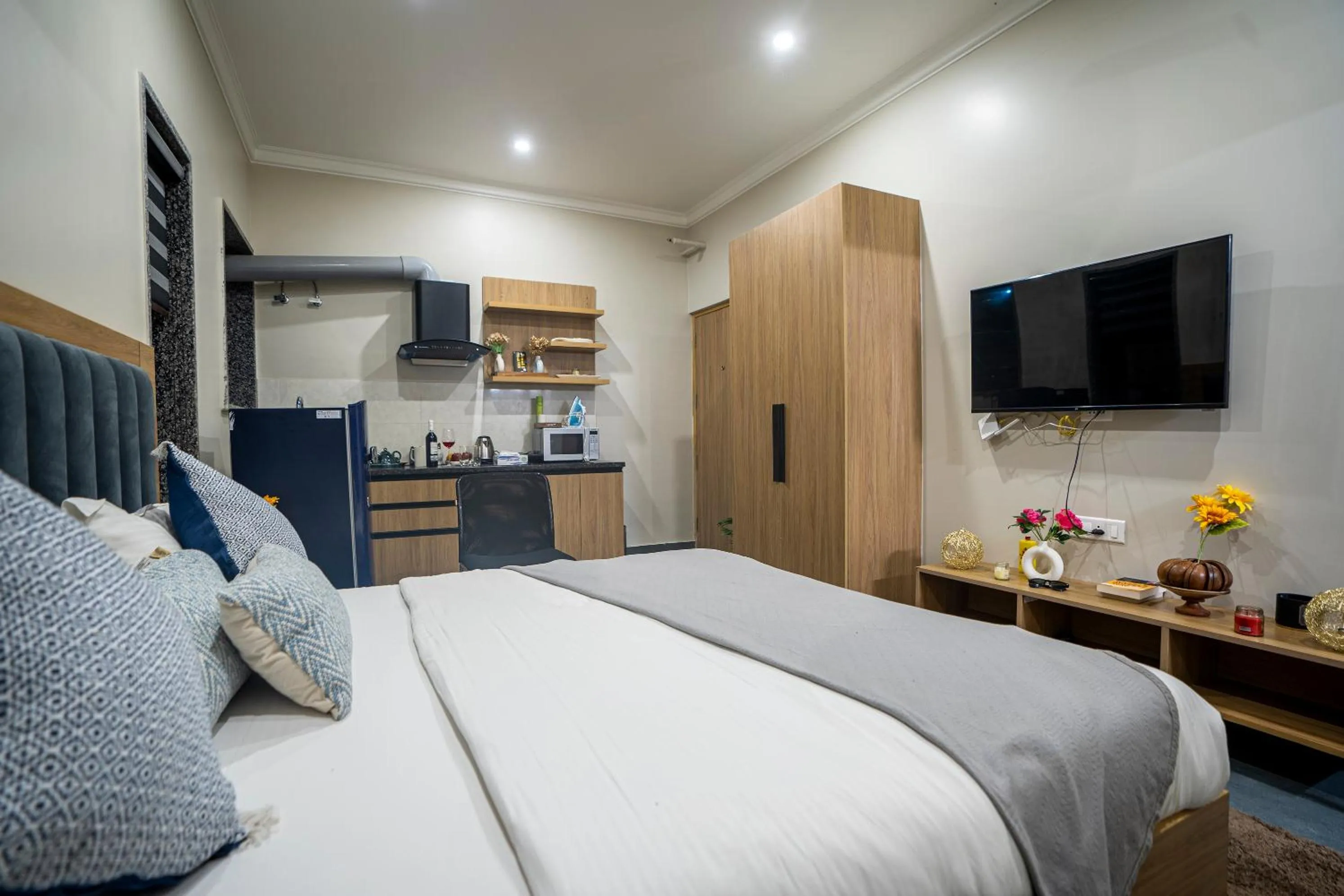 Bed in Vacanza By Westay Luxury Home