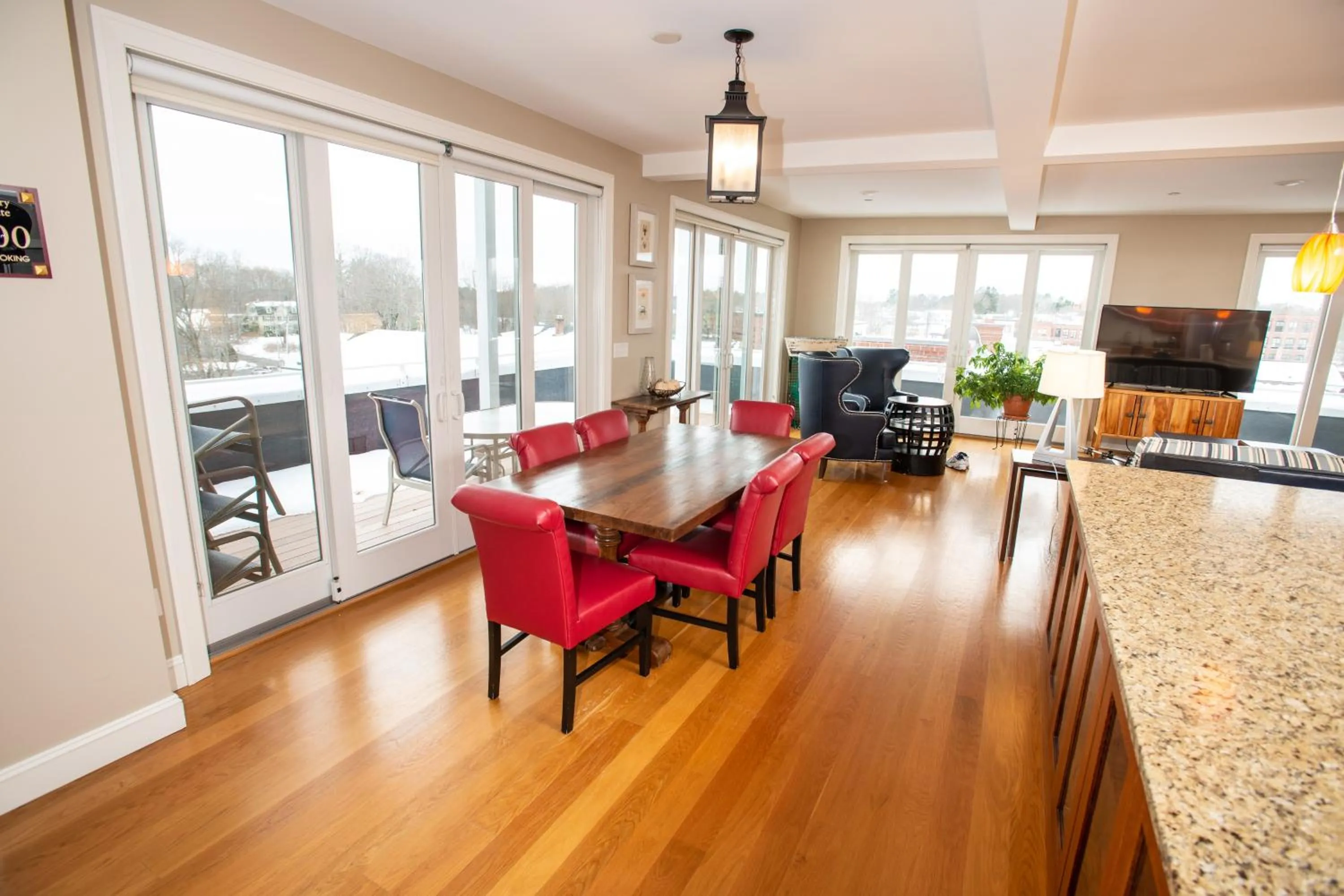 Living room in 84 Main