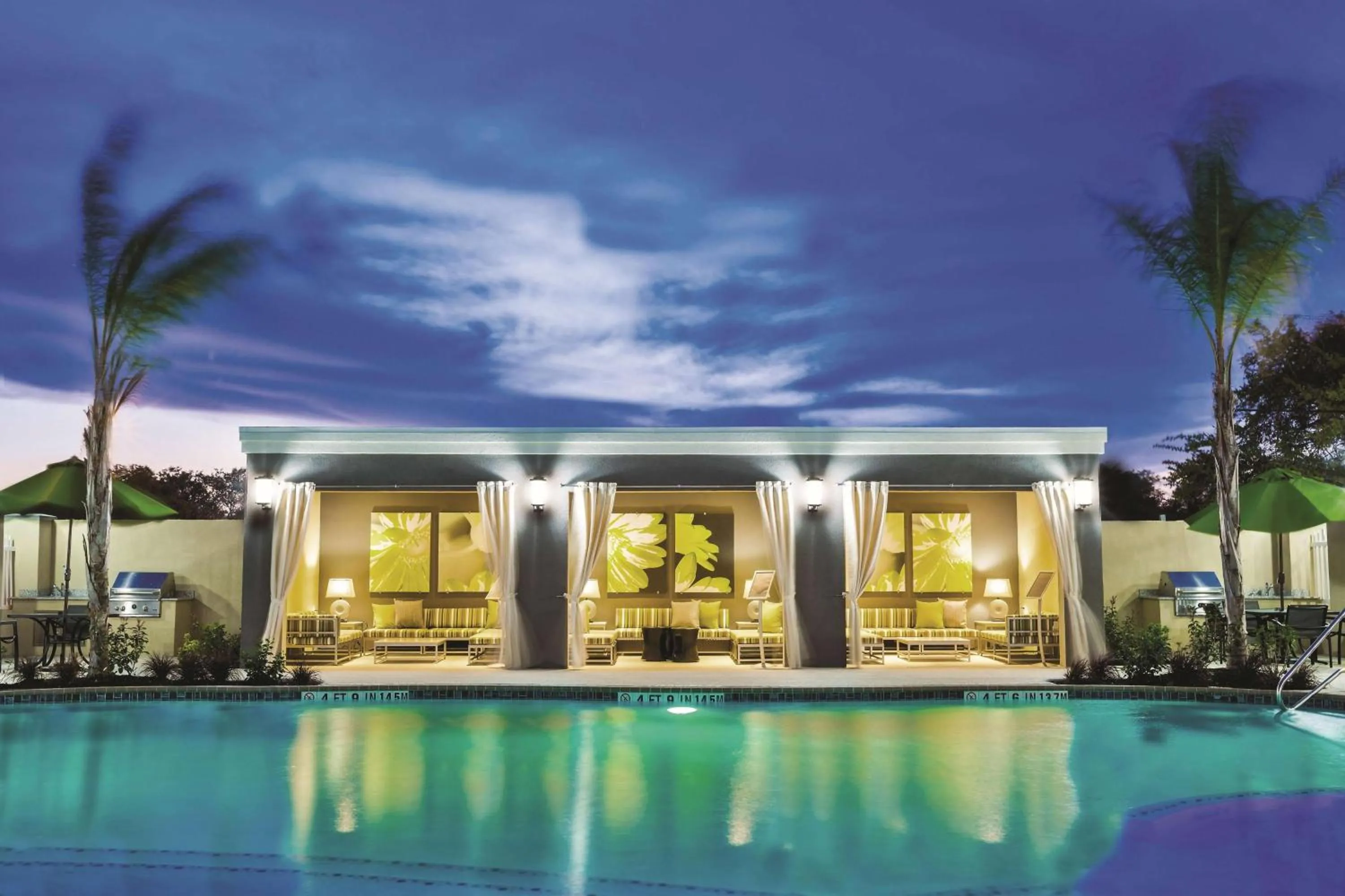 Pool view in La Quinta by Wyndham Rockport - Fulton