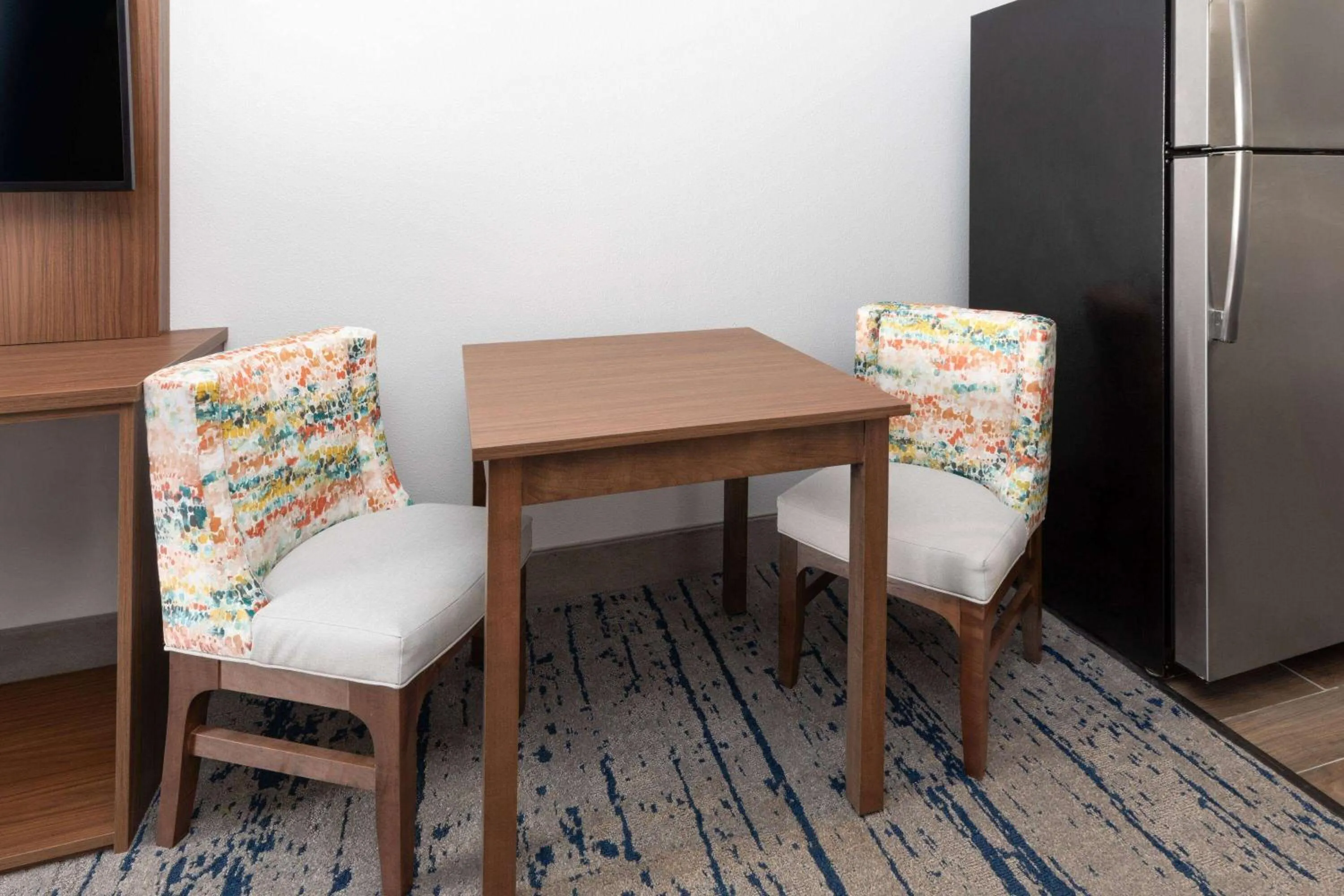 Photo of the whole room in La Quinta by Wyndham Rockport - Fulton