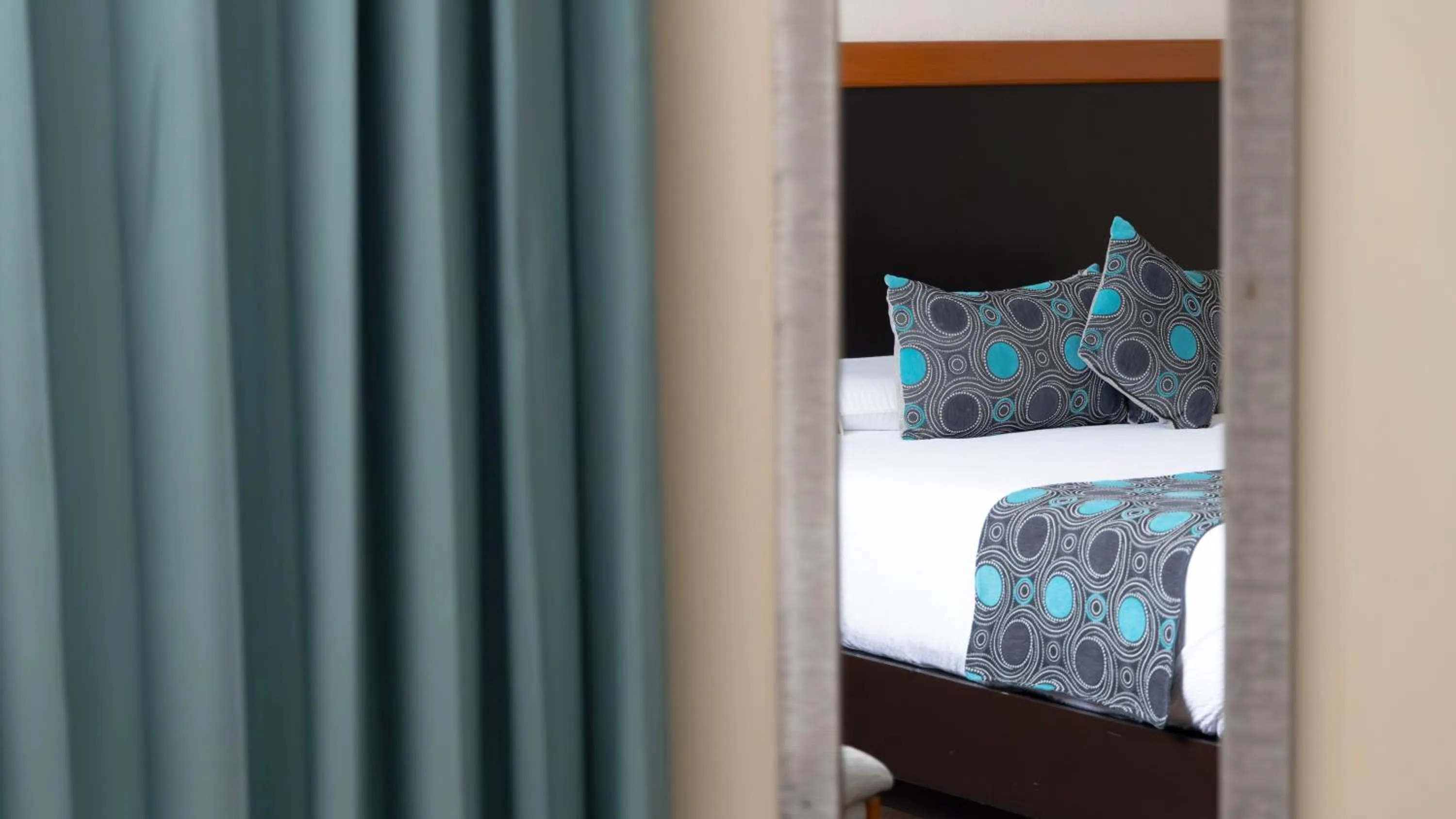 Photo of the whole room, Bed in Hotel Abastos Plaza