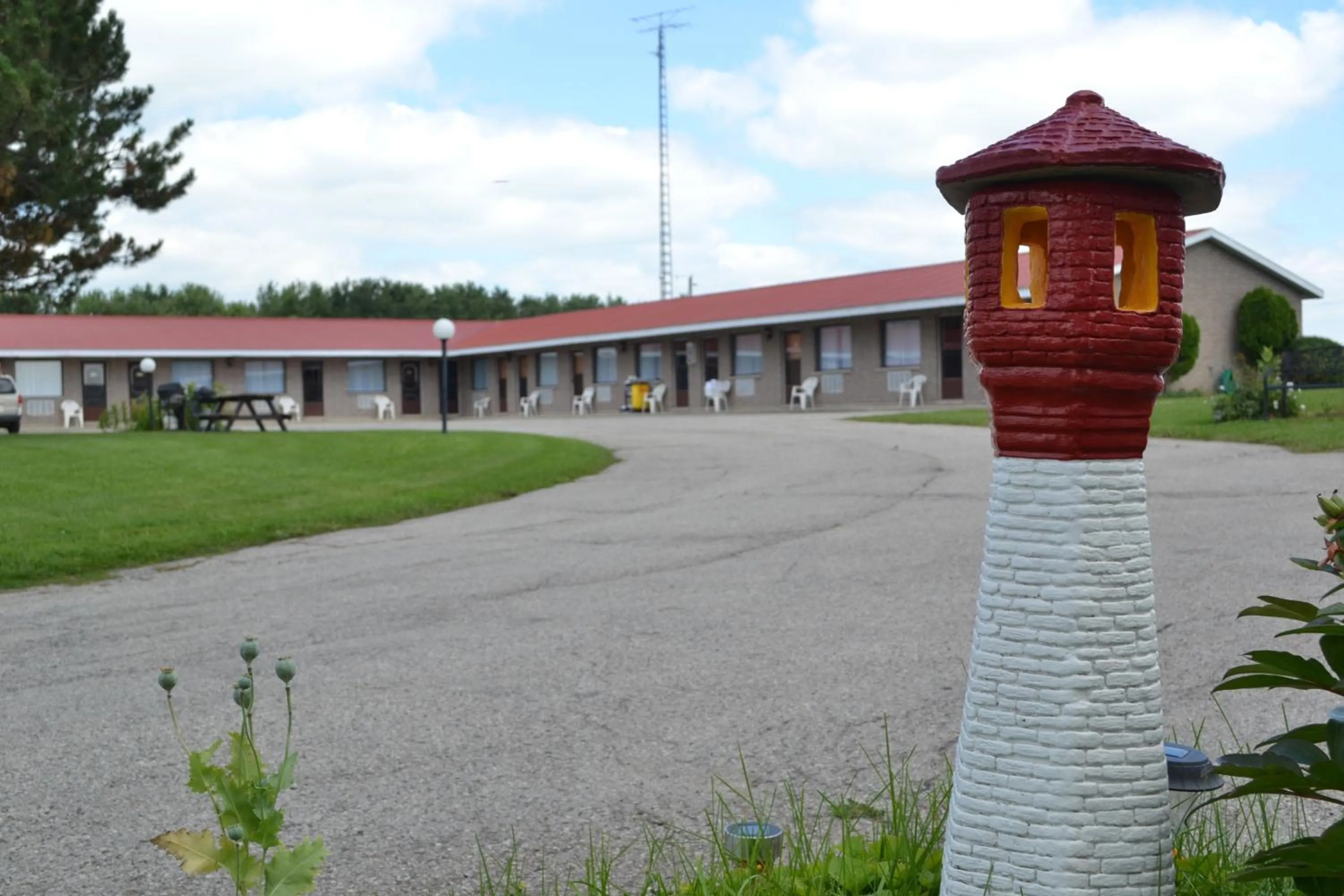 Facade/entrance in Lighthouse Motel