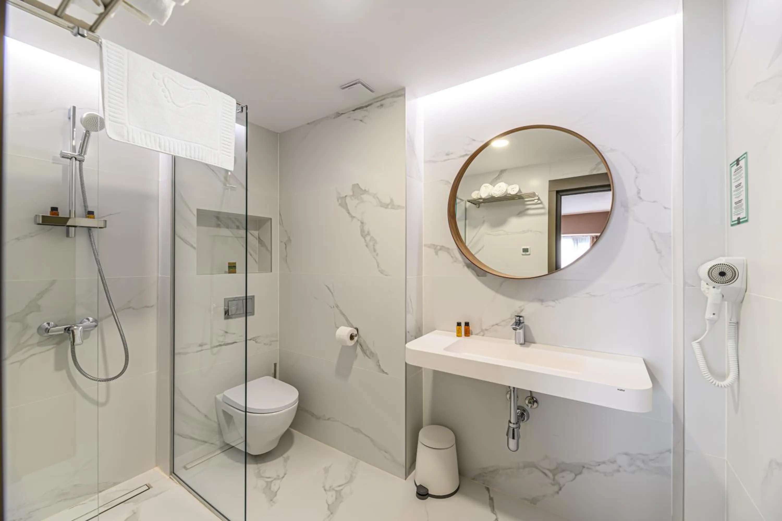 Shower in HOTEL CENTRAL Pascani