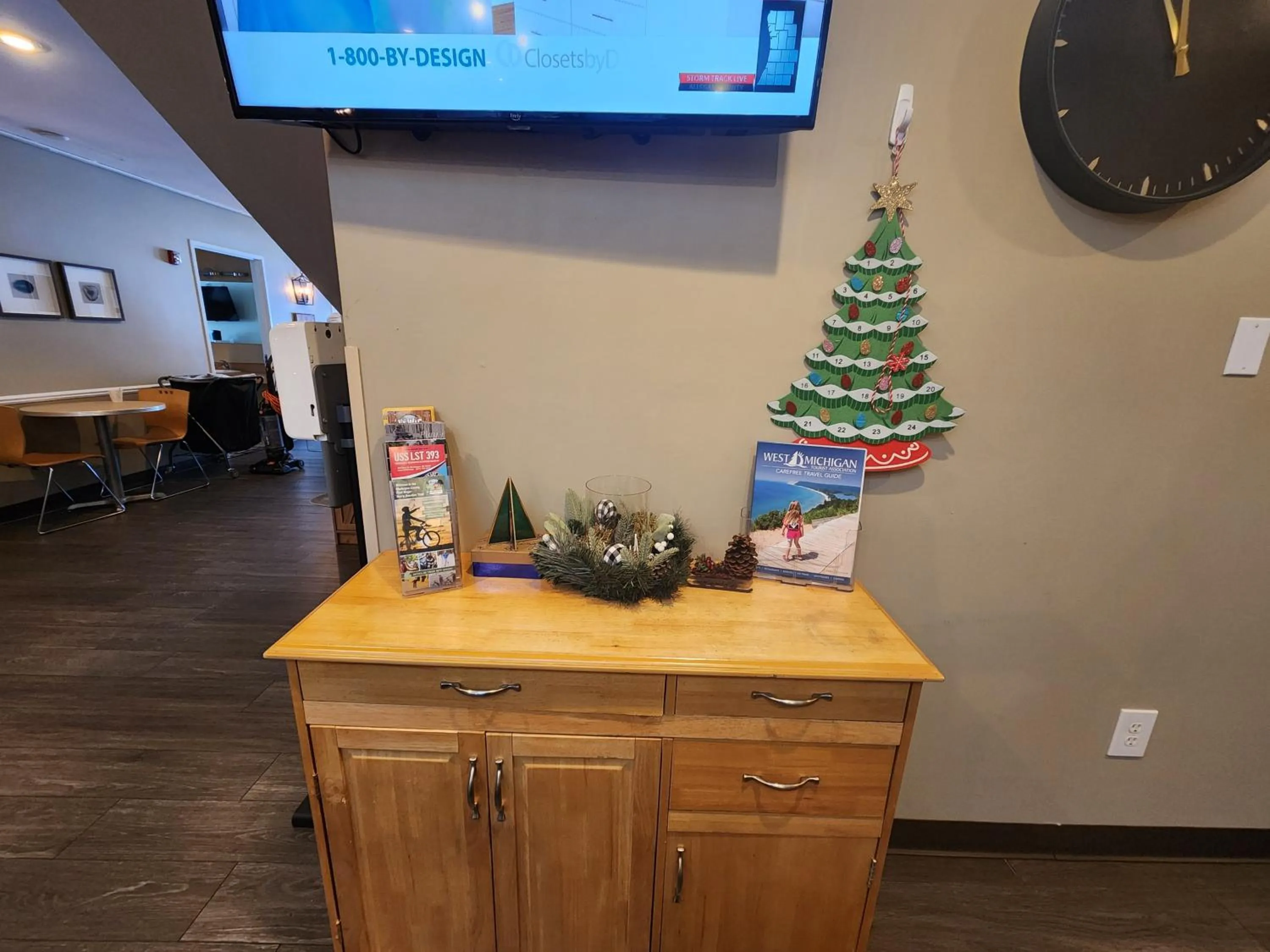 Property building in Weathervane Inn