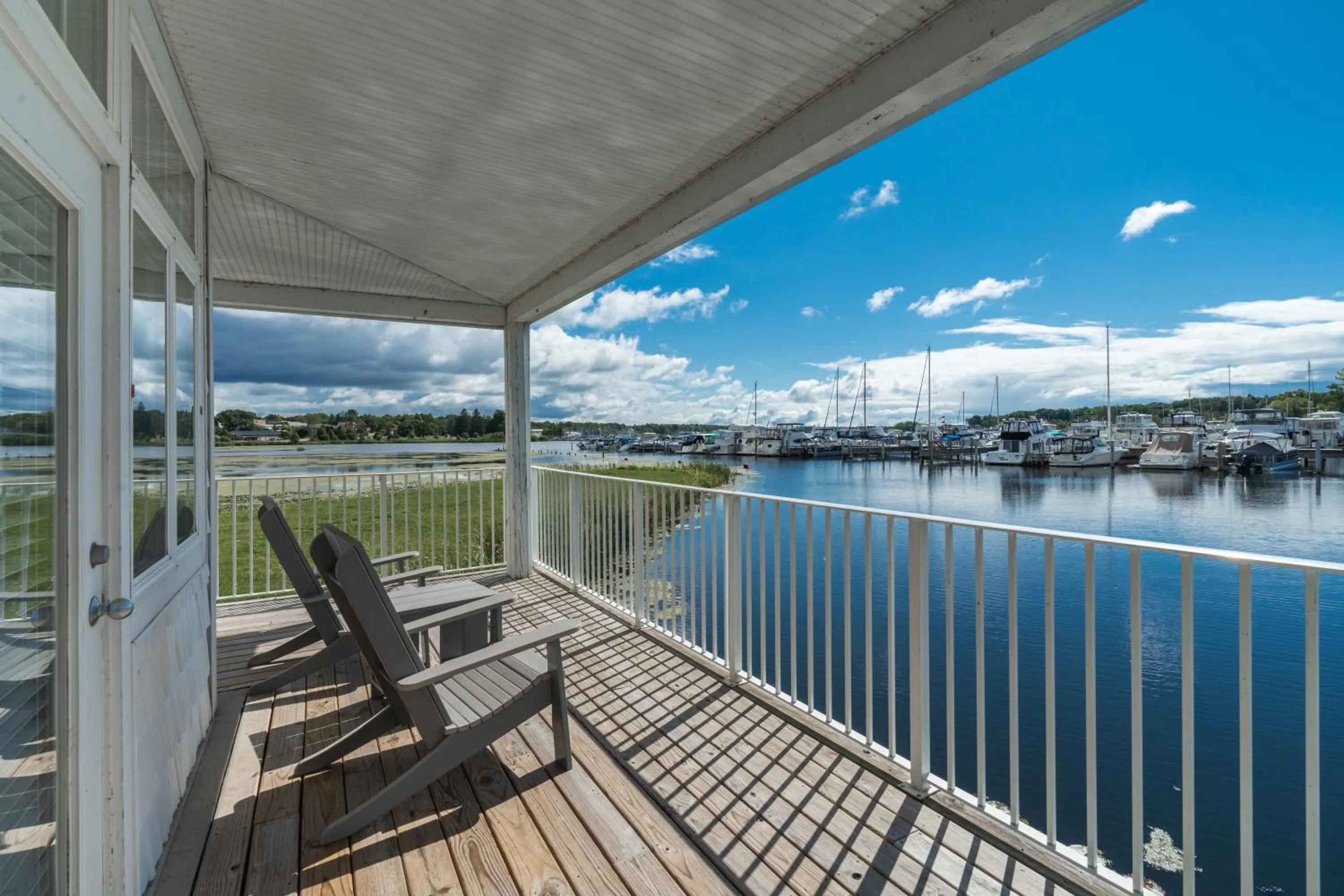 Balcony/Terrace in Weathervane Inn
