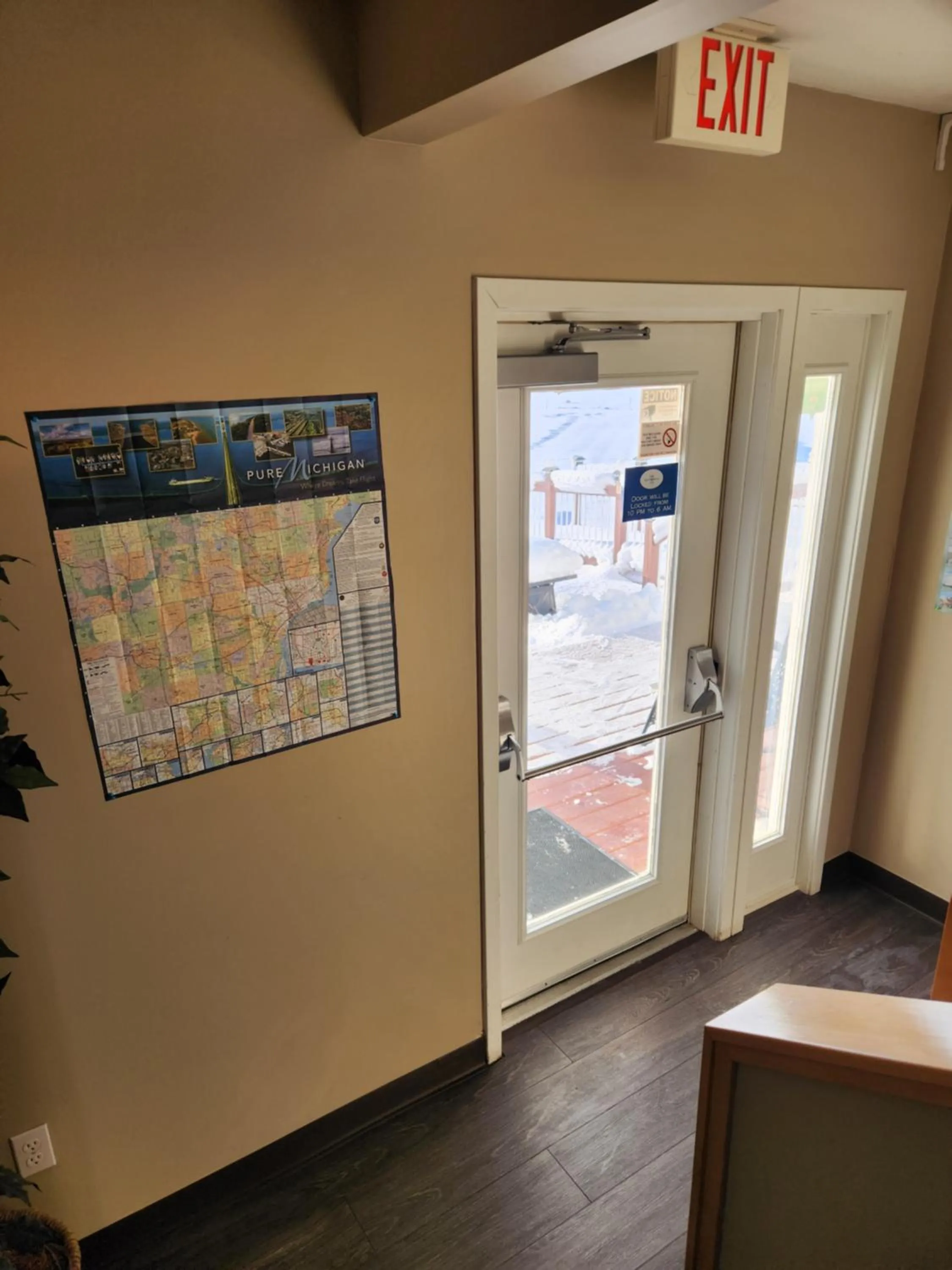 Property building in Weathervane Inn