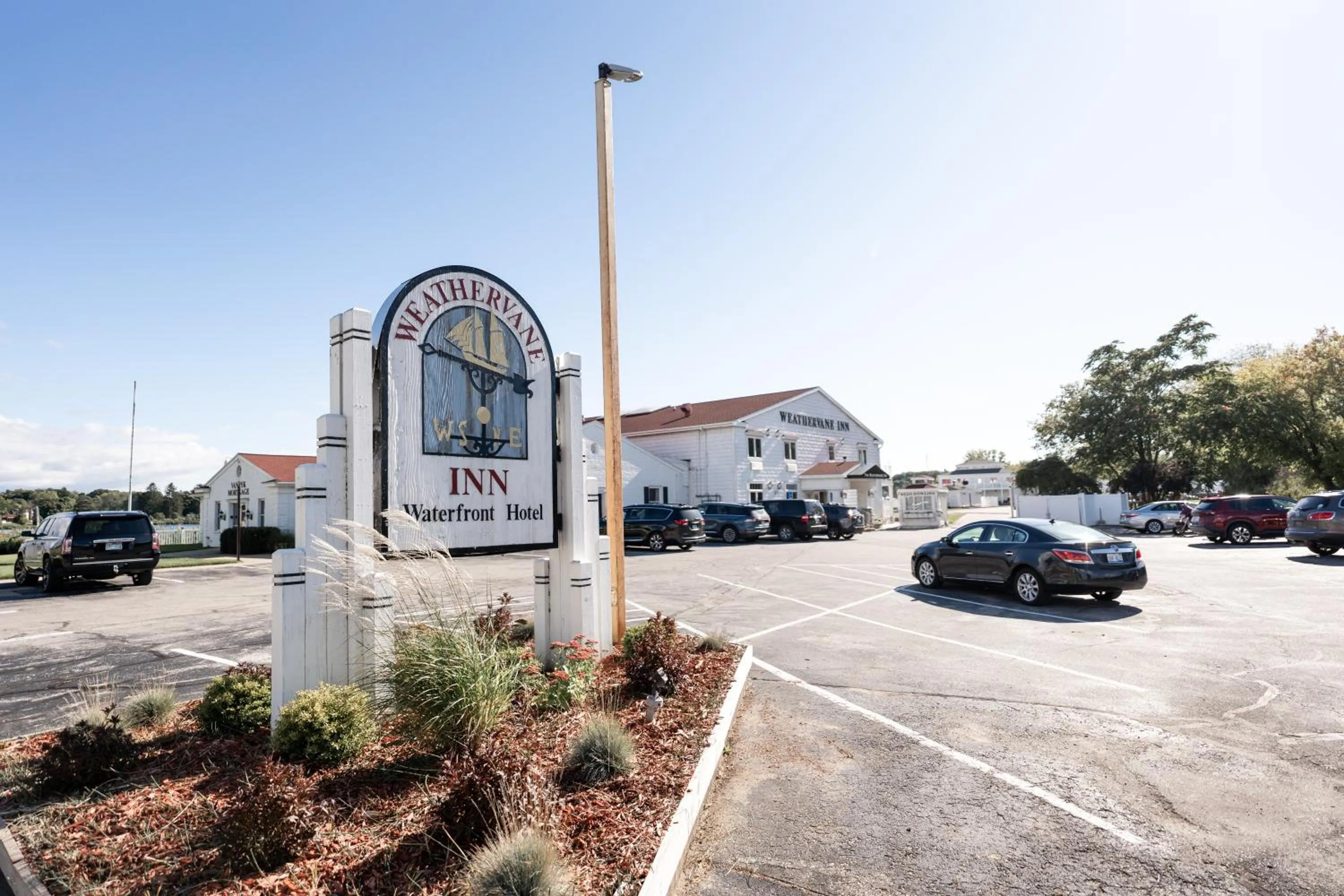 Property building in Weathervane Inn