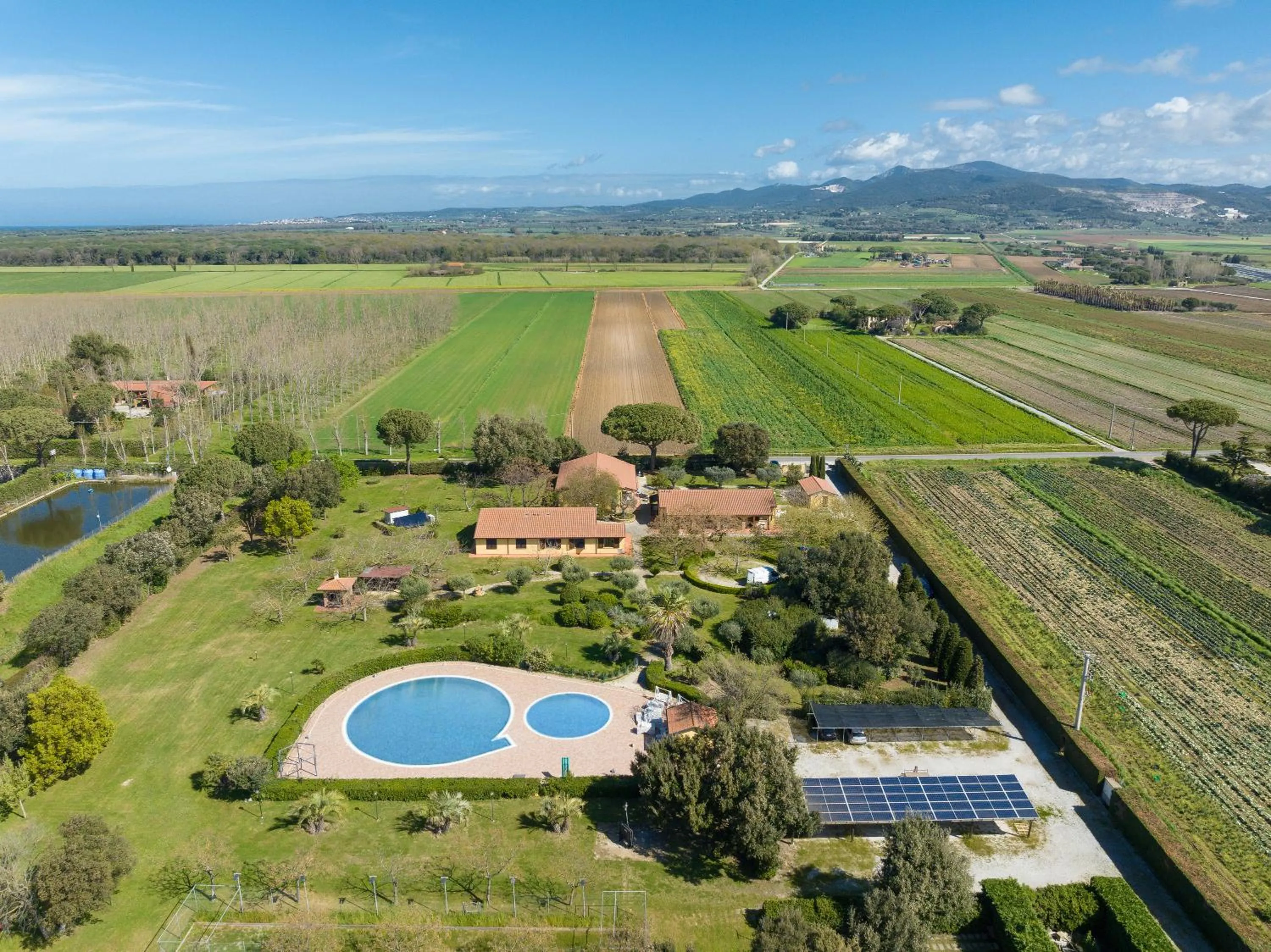 Property building in Il Girasole - Rovo