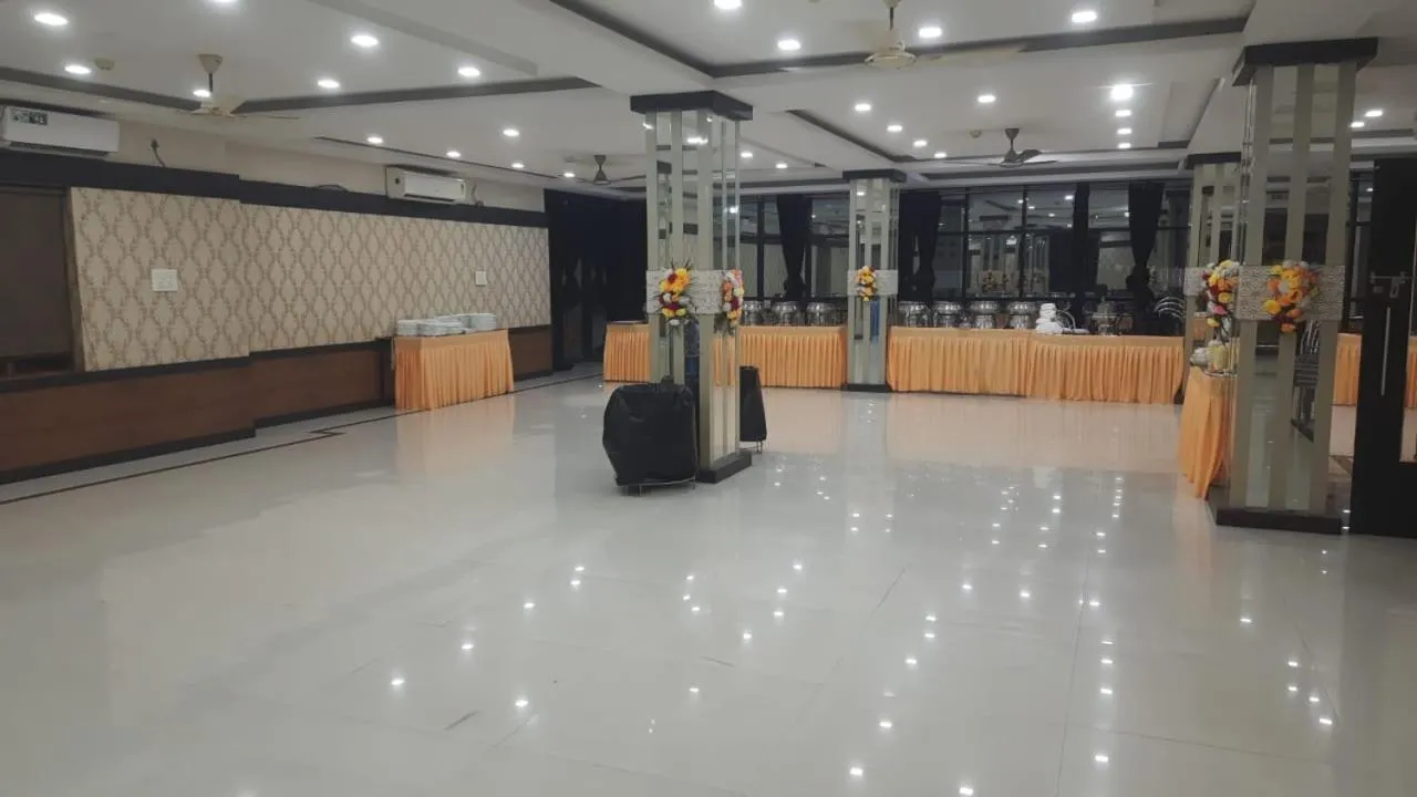 ROYAL CHETAN INN