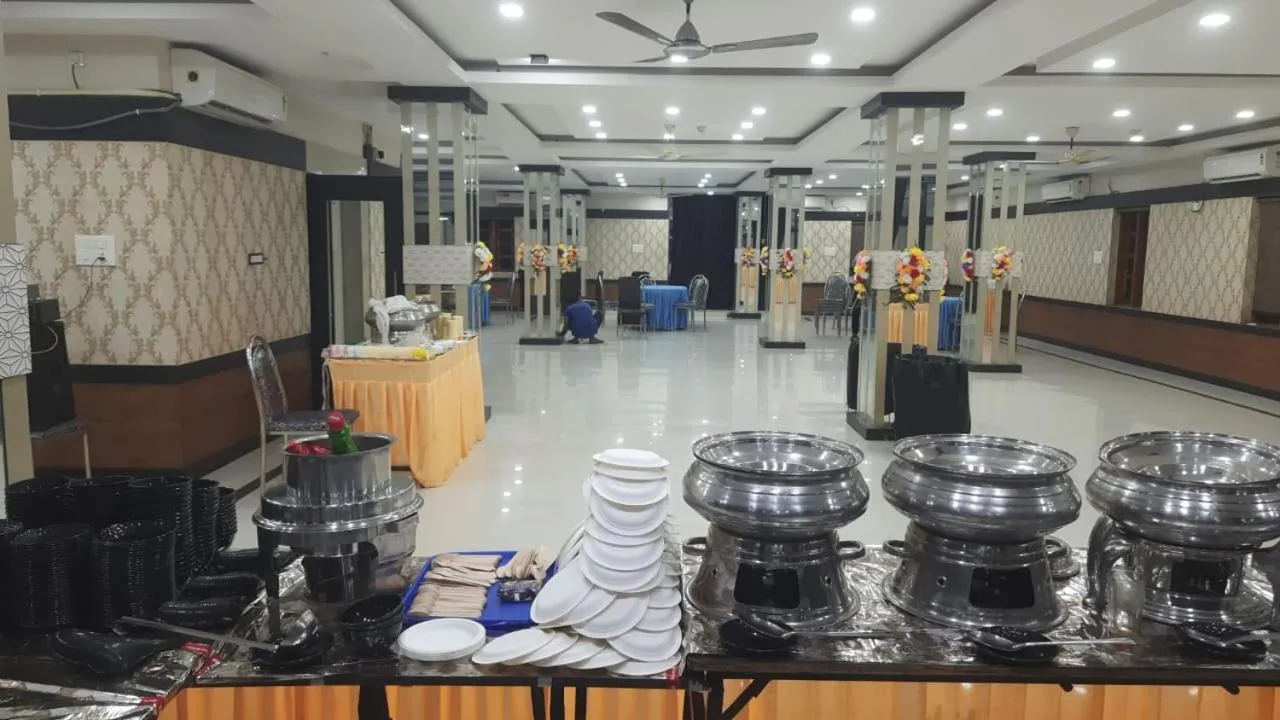 ROYAL CHETAN INN