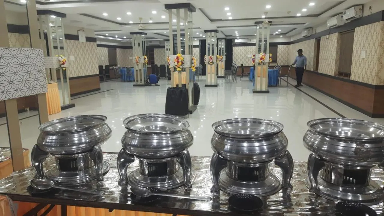 ROYAL CHETAN INN