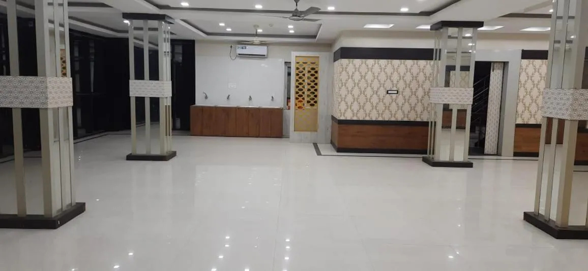 ROYAL CHETAN INN