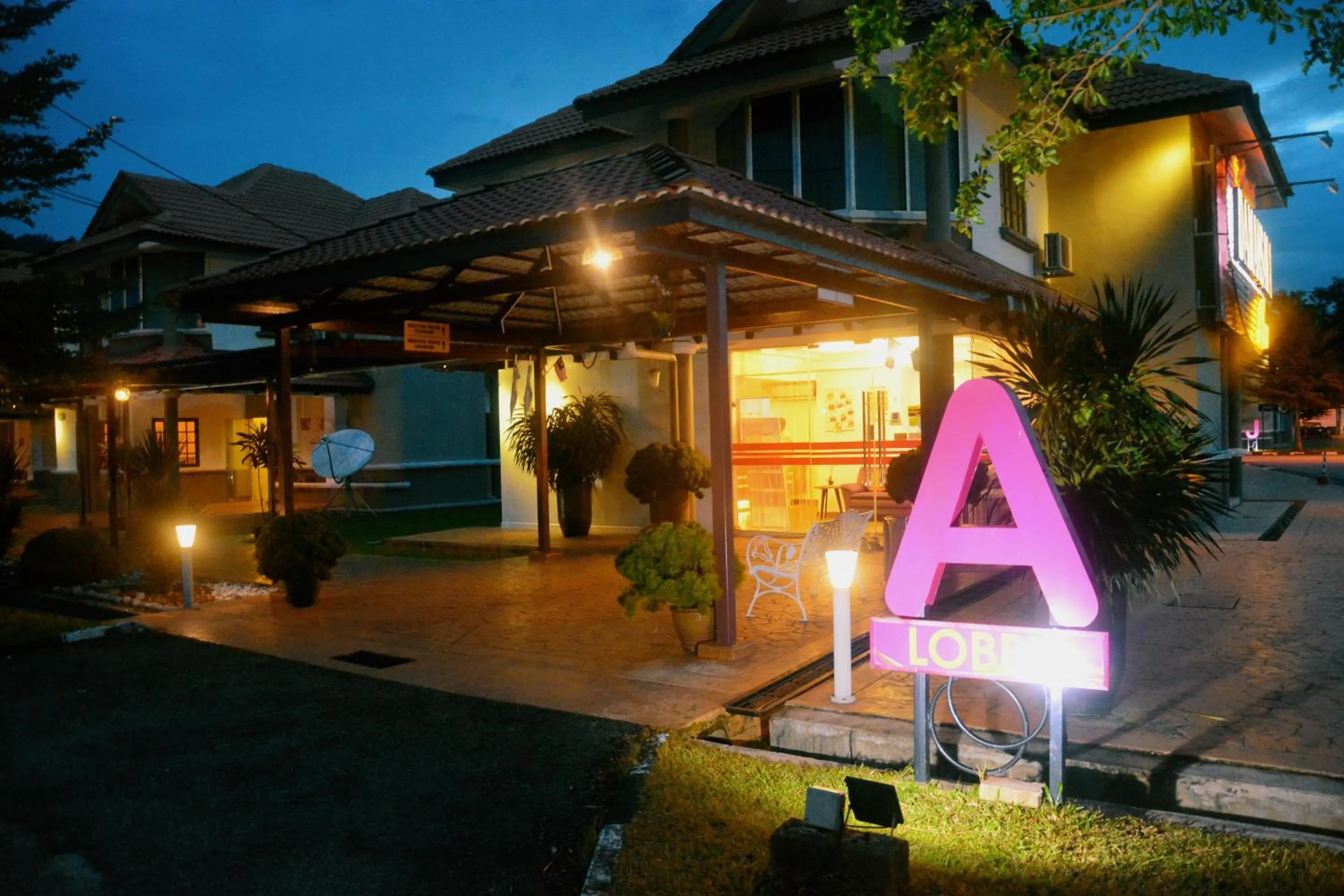 Property building in Kertih Damansara Inn