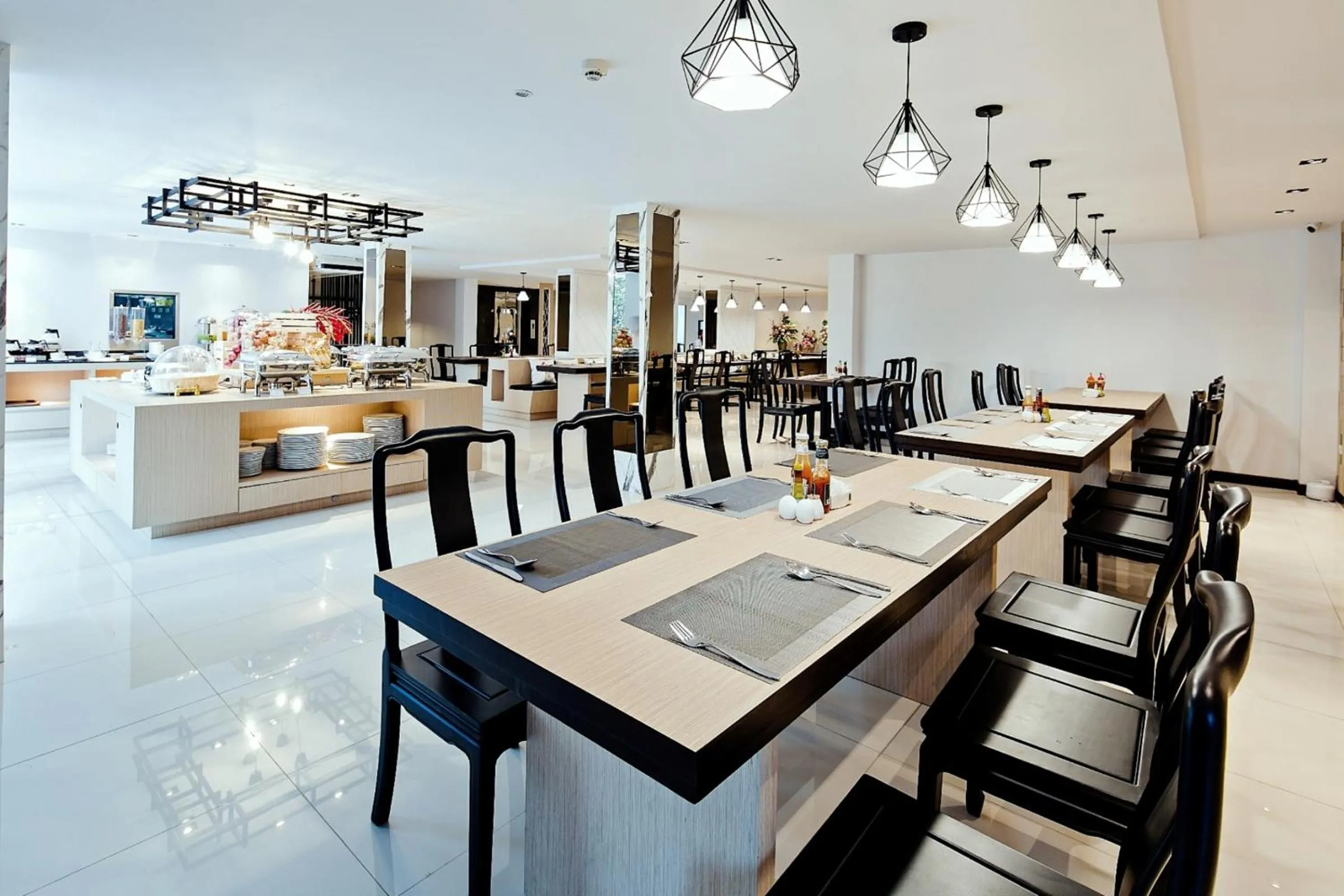 Restaurant/places to eat in Three Sukhumvit Hotel - SHA Plus Certified