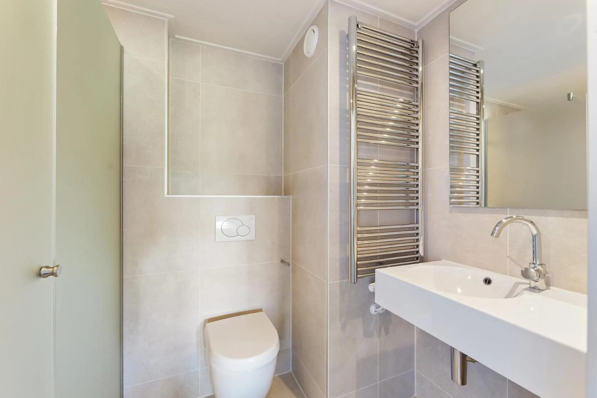 Bathroom in Strandhotel Zoutelande