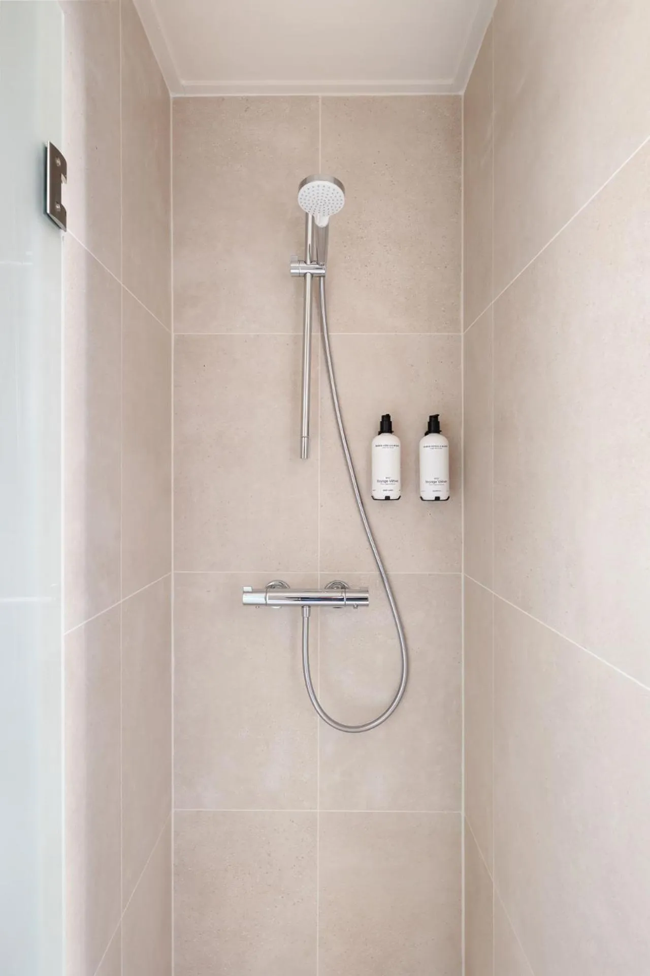 Shower in Strandhotel Zoutelande