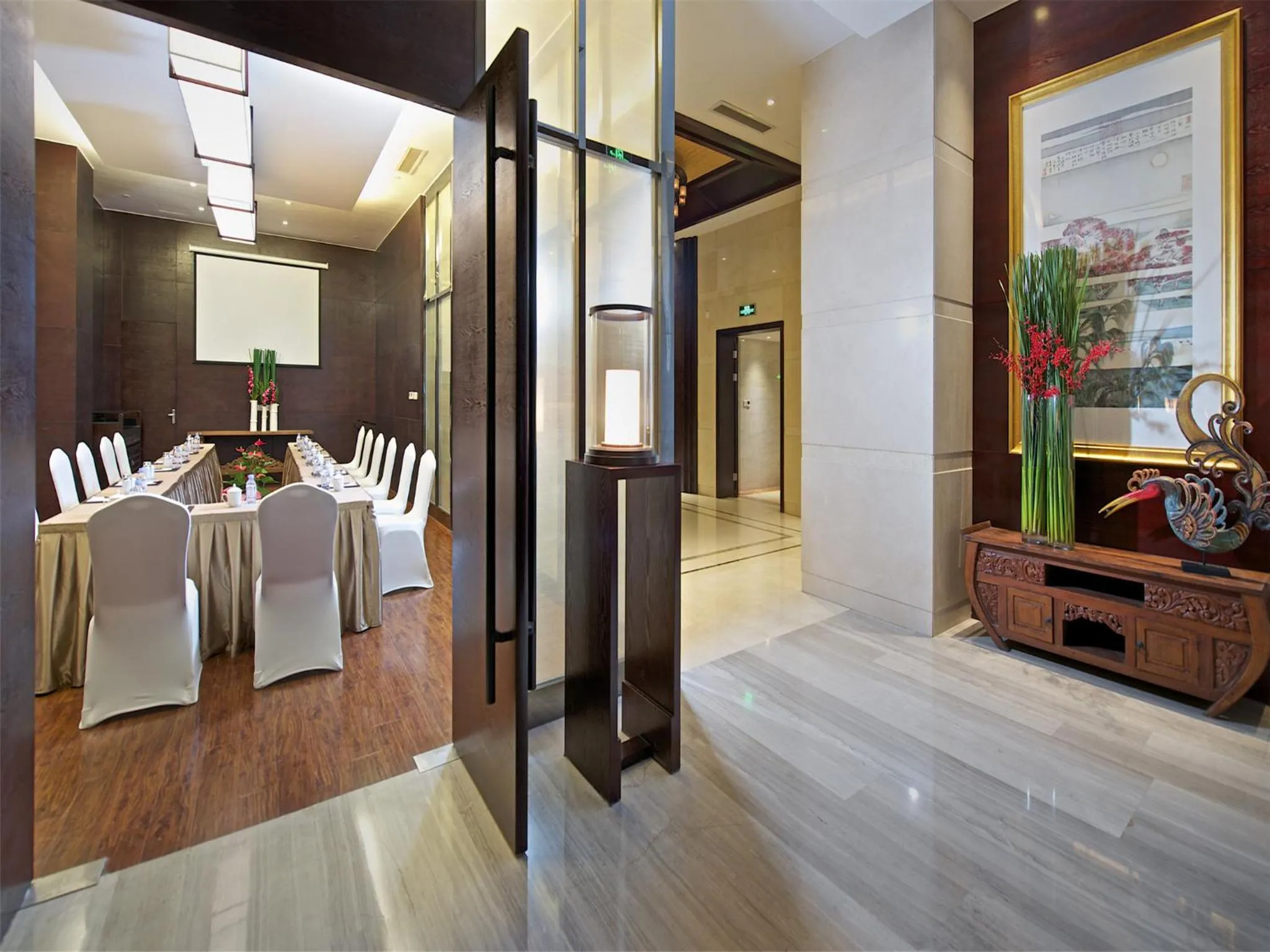 Business facilities in SSAW Boutique Hotel Shanghai Hongkou