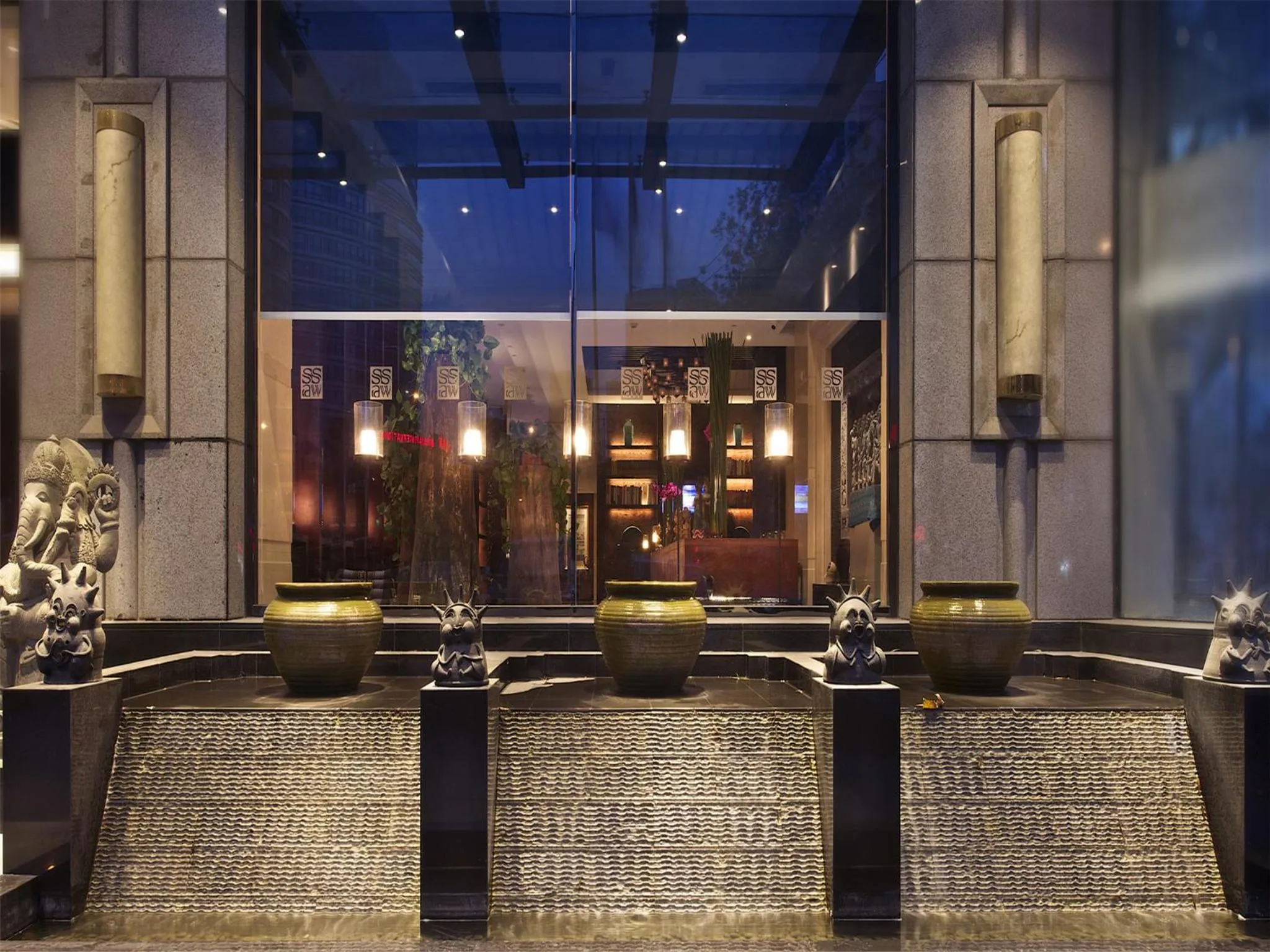 Facade/entrance in SSAW Boutique Hotel Shanghai Hongkou