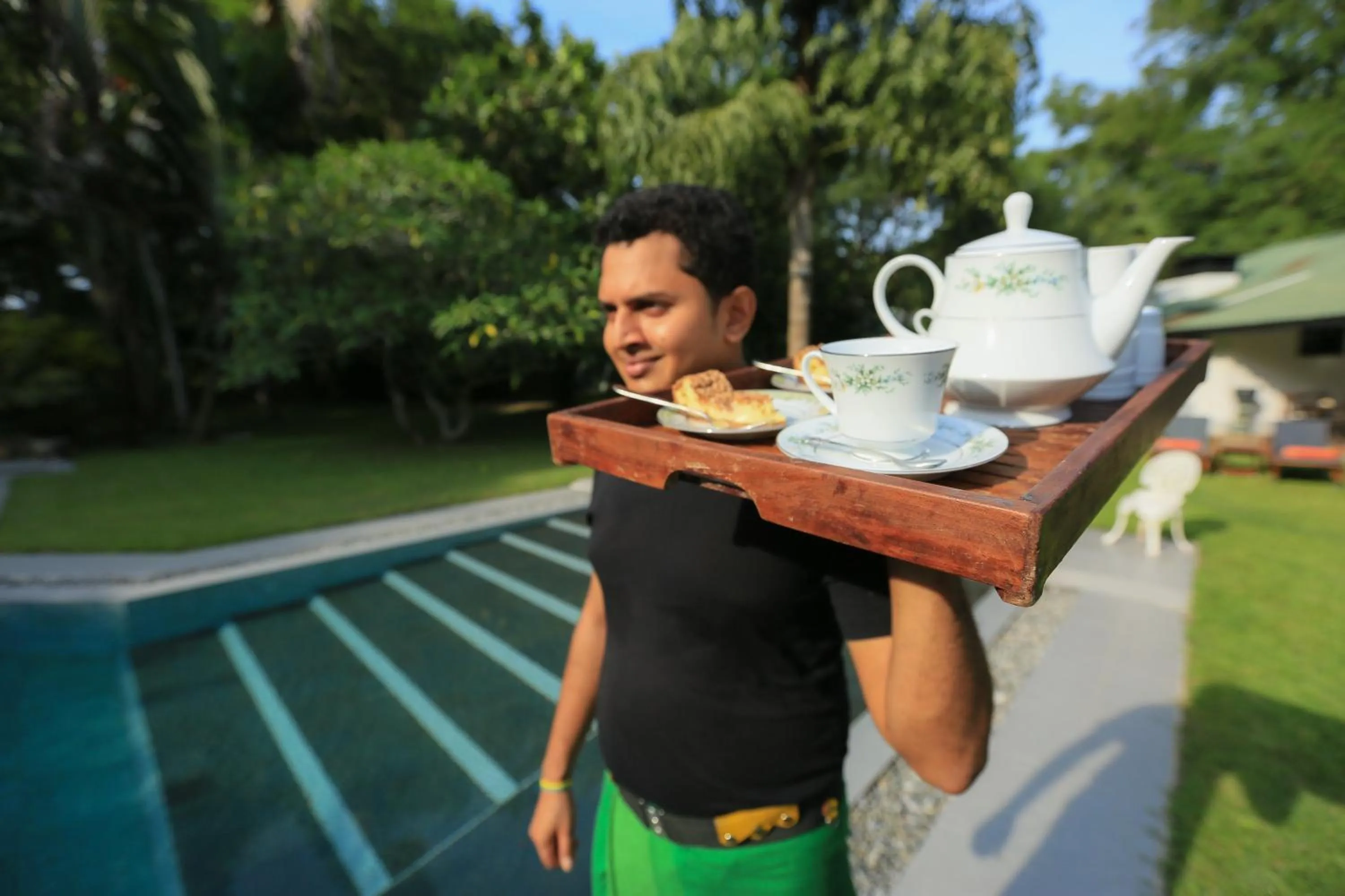 Staff in Horathapola Estate