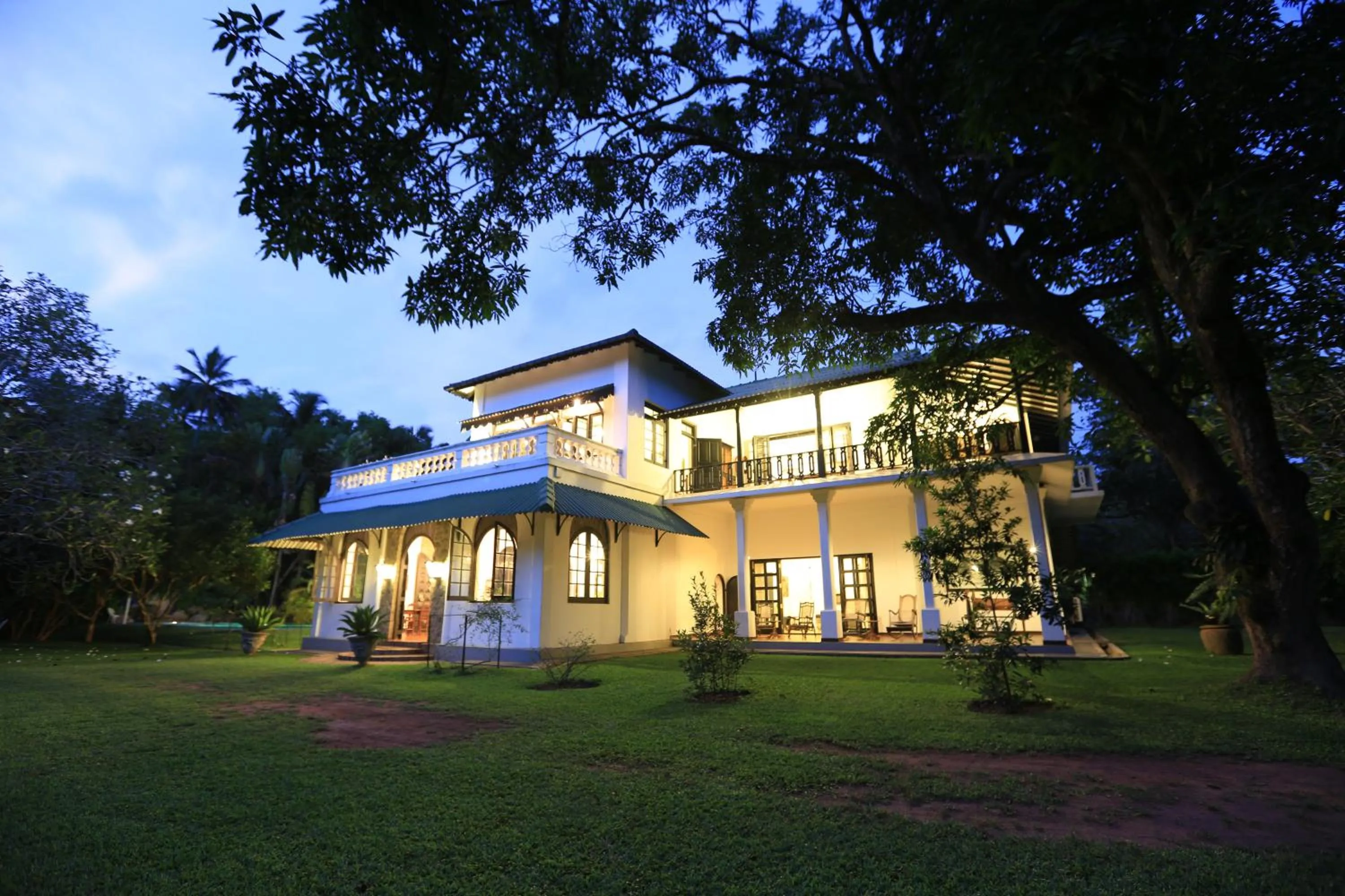 Property building in Horathapola Estate