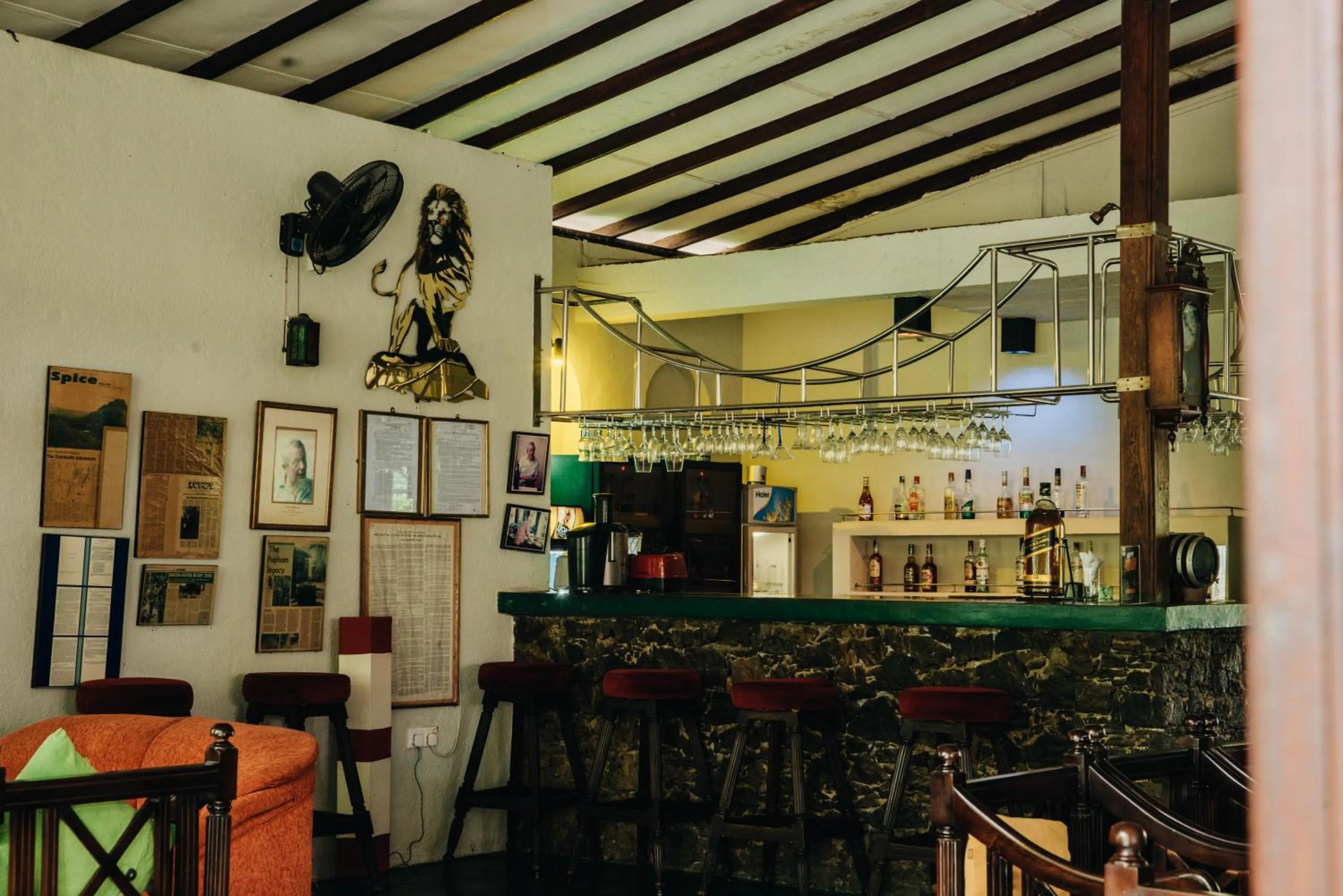 Lounge or bar in Gimanhala Hotel