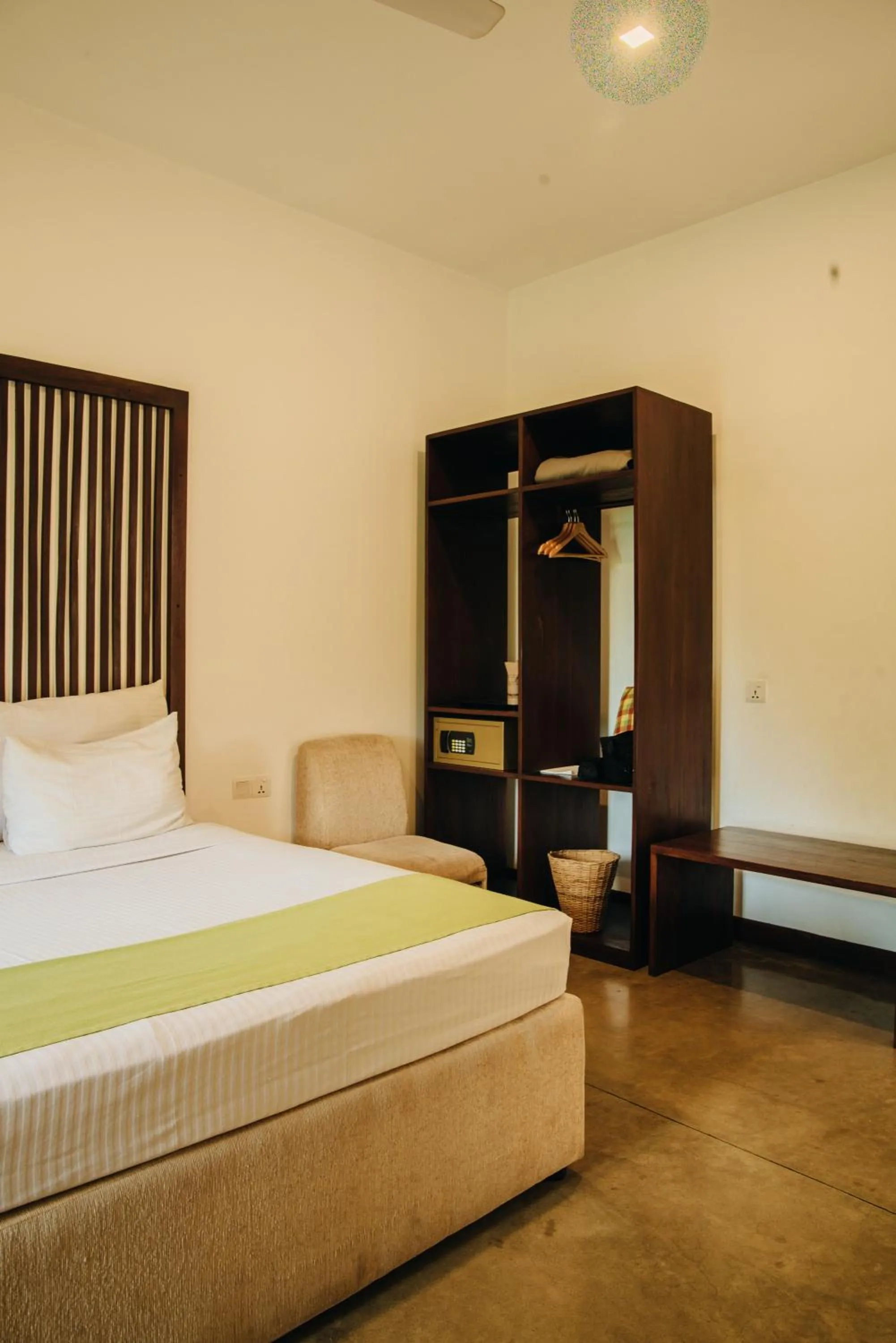 Photo of the whole room, Bed in Gimanhala Hotel