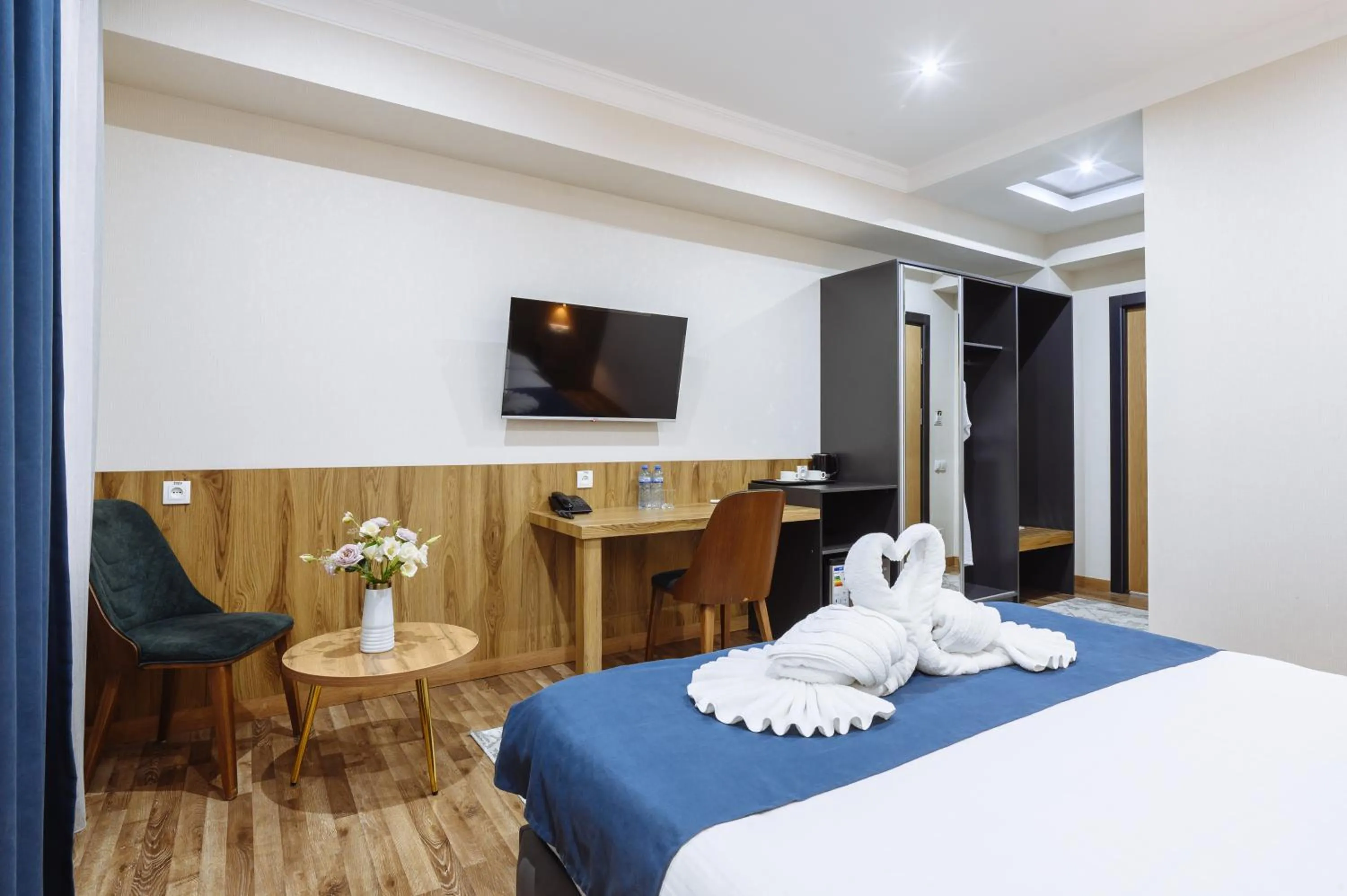 Bedroom, Bed in Sofiya Tashkent Hotel