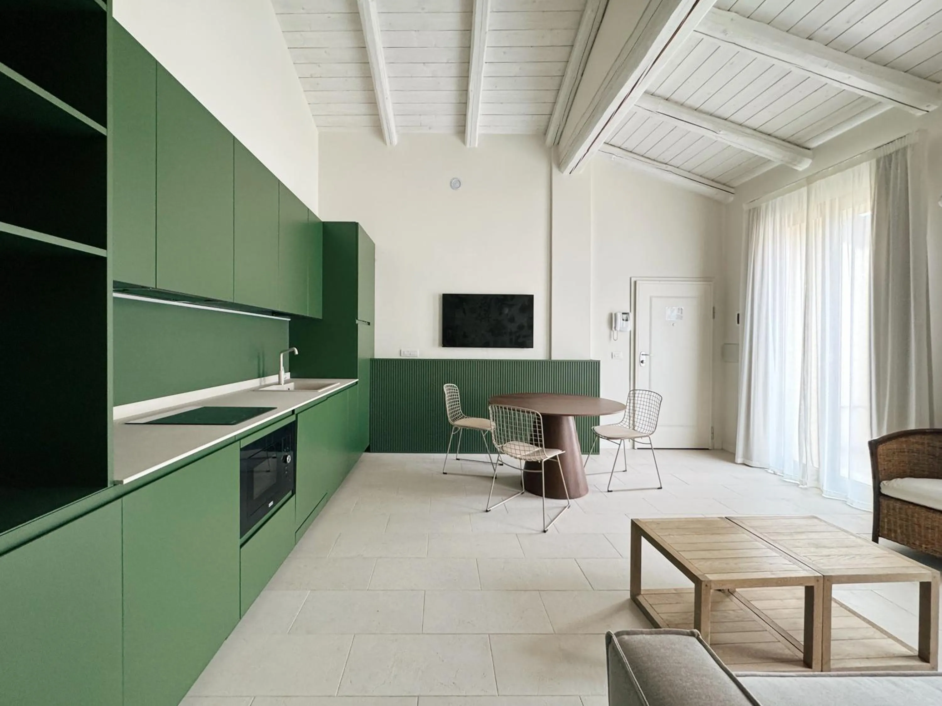 TV and multimedia in Carducci Residence - by Bologna Residences