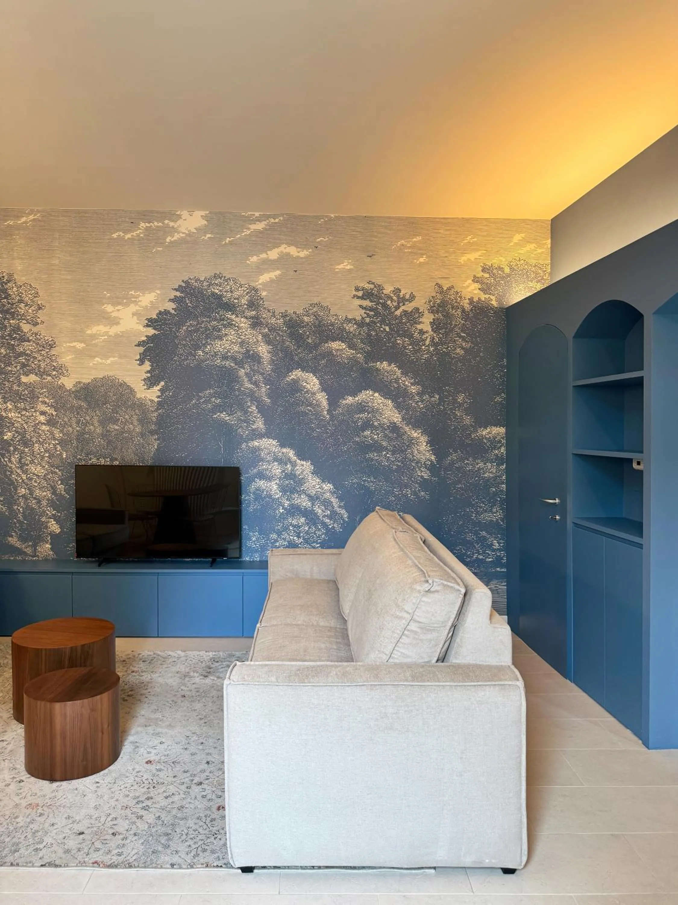 Communal lounge/ TV room in Carducci Residence - by Bologna Residences
