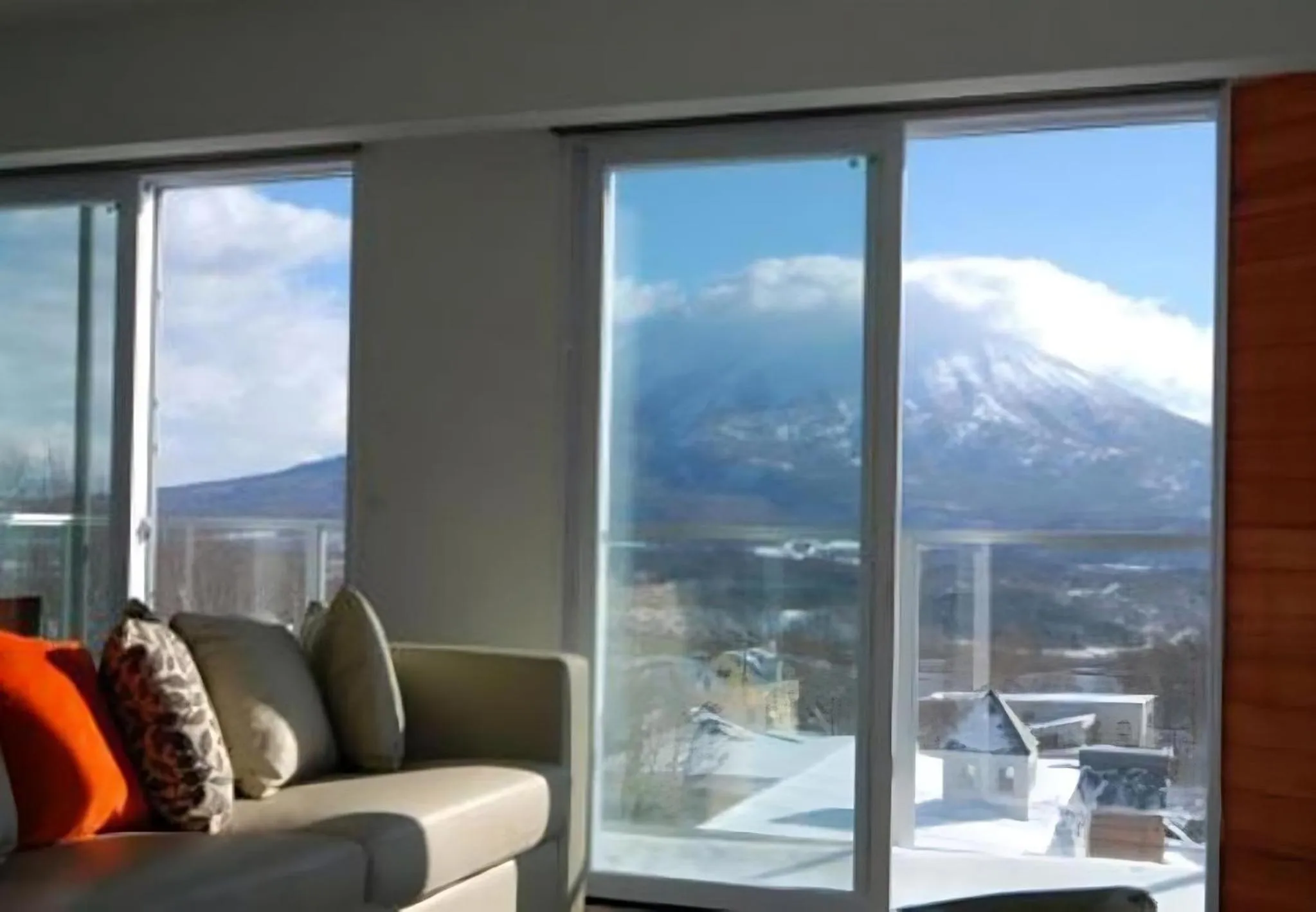 Mountain view in The Setsumon