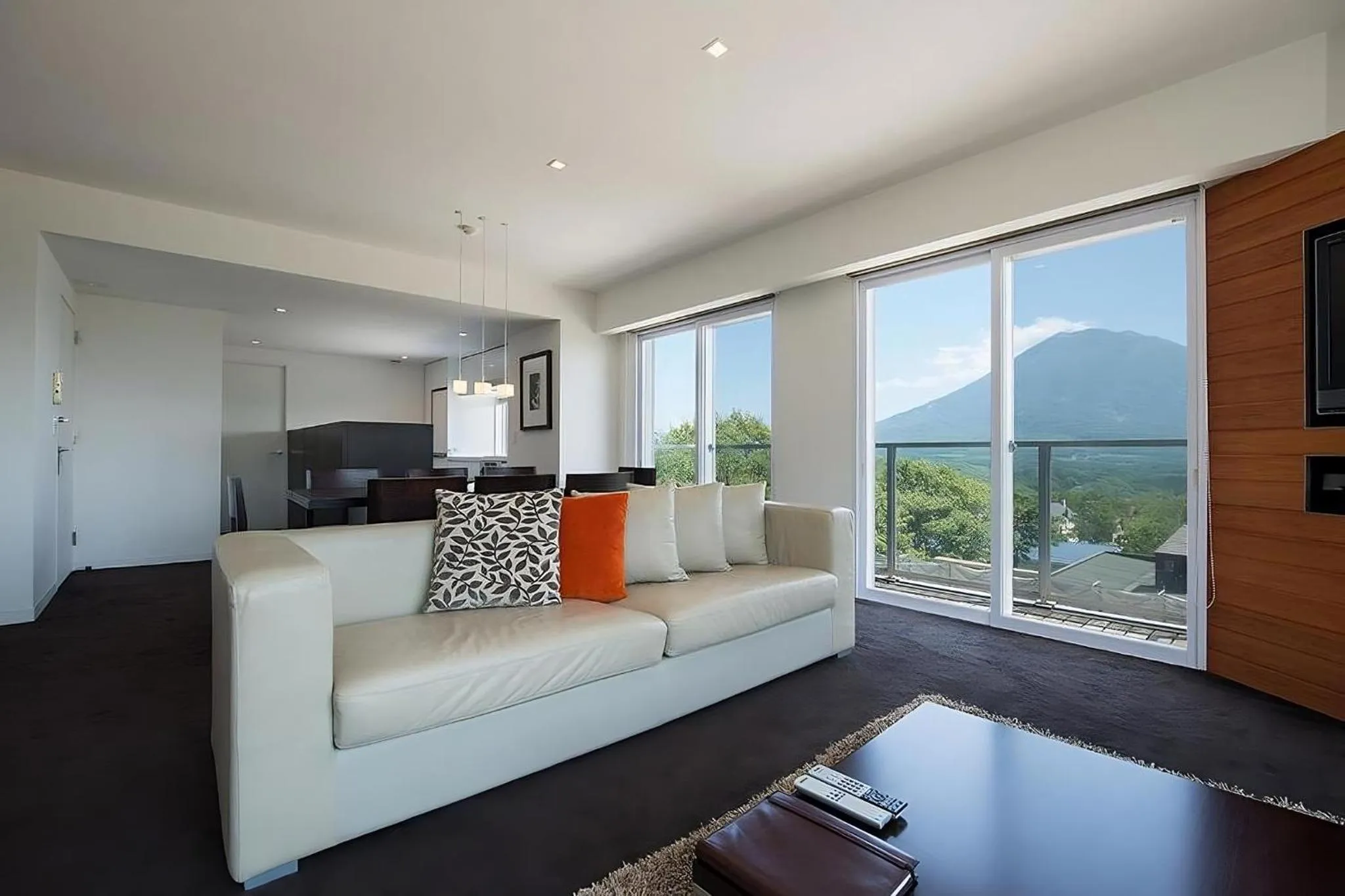 Living room in The Setsumon