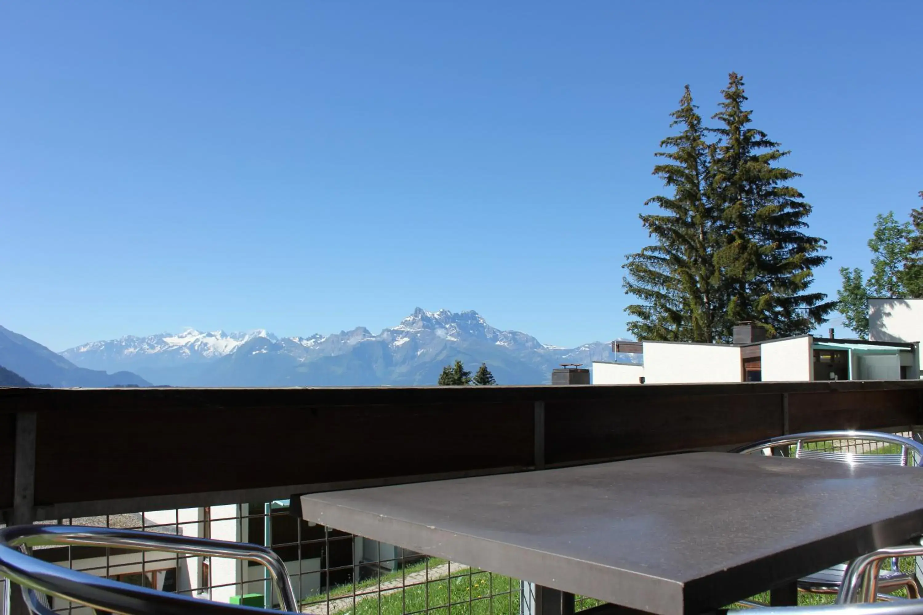 Two-Bedroom Apartment with Balcony in Leysin Lodge Two-Bedroom Apartment with Balcony in Leysin Lodge