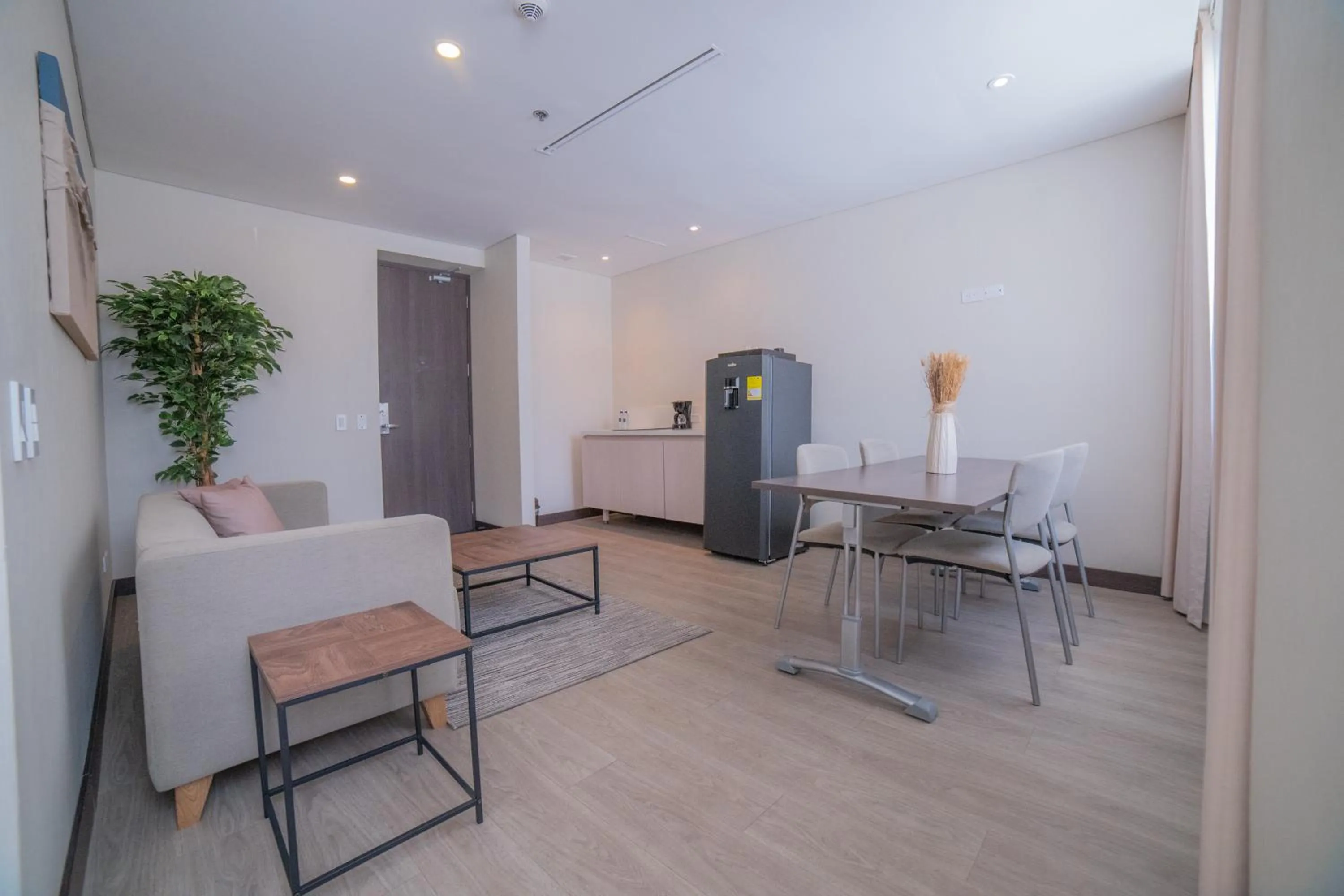 Living room in Liv Zona G Hotel By Sarasti