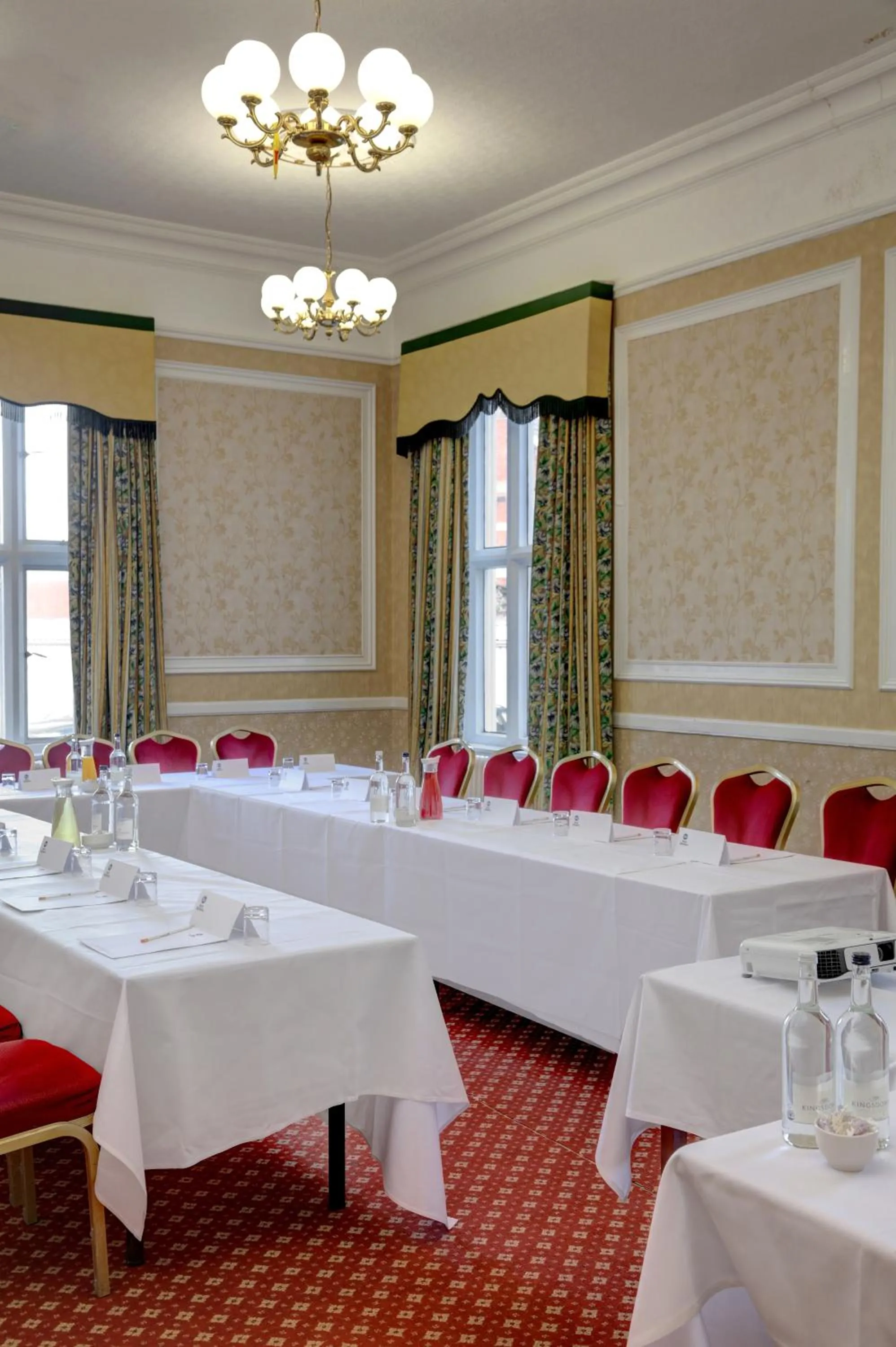 Meeting/conference room in Crewe Arms Hotel