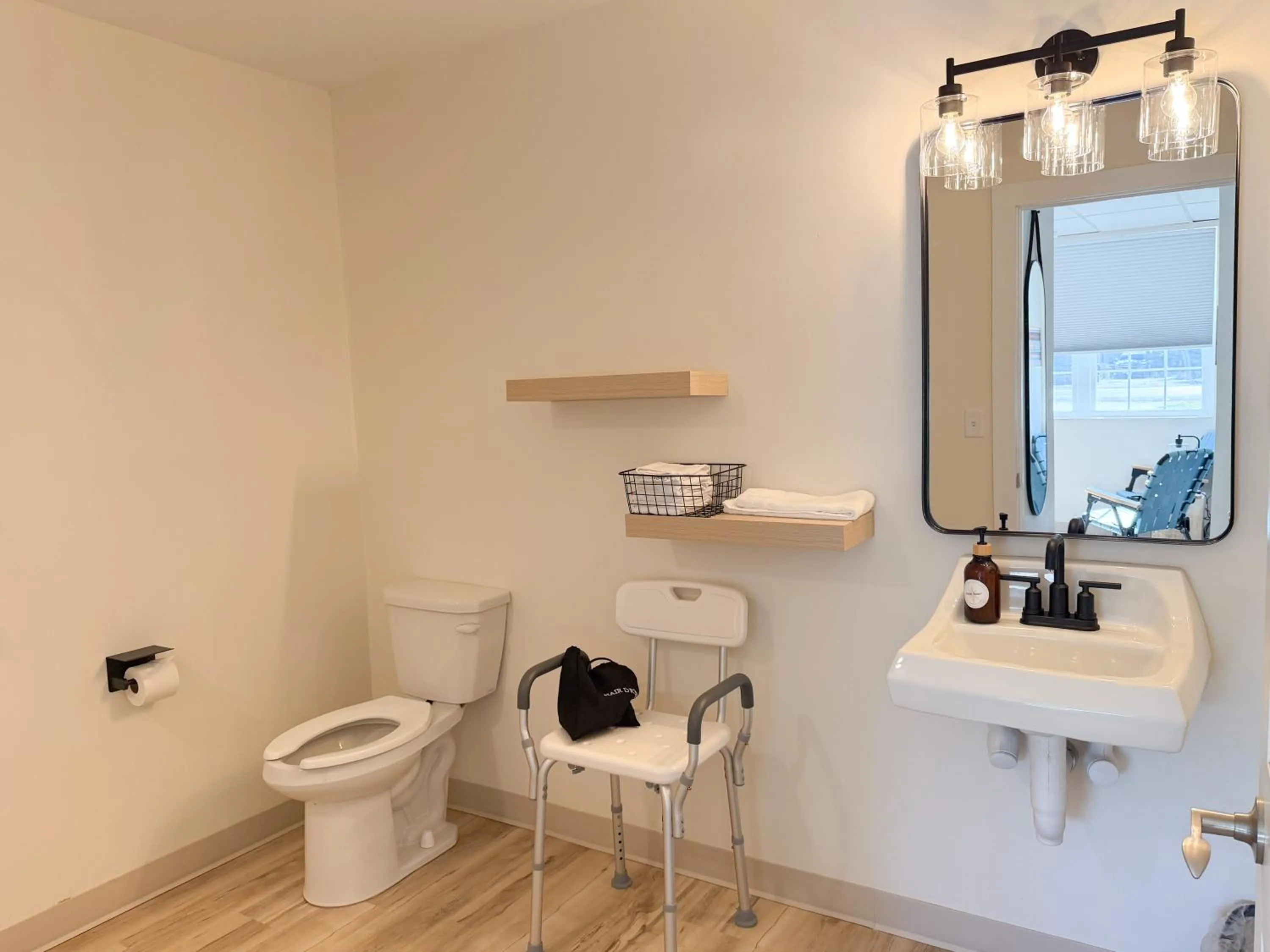 Explorer Rest & Recreation