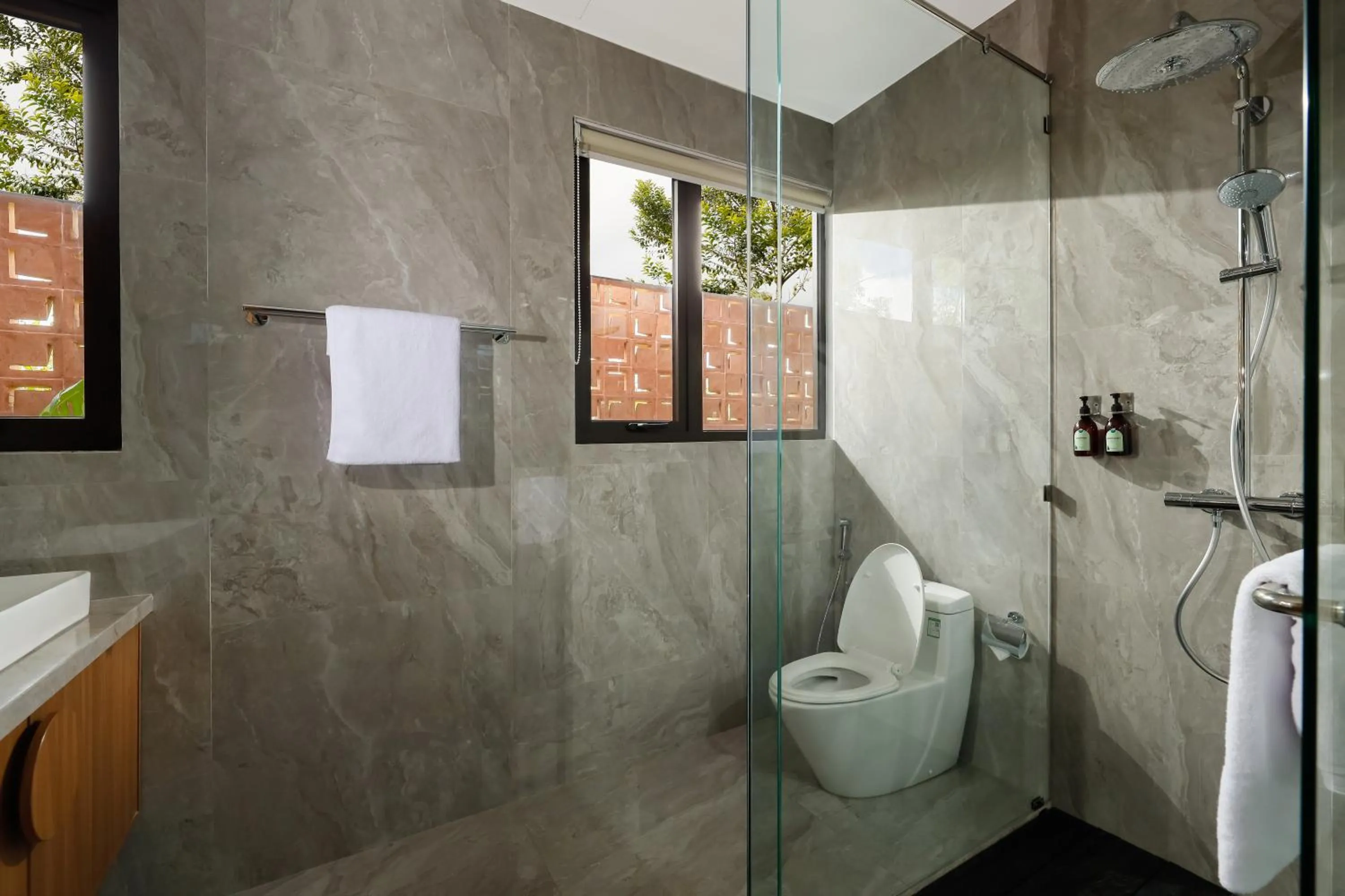 Shower in Dusun Bedugul Asri