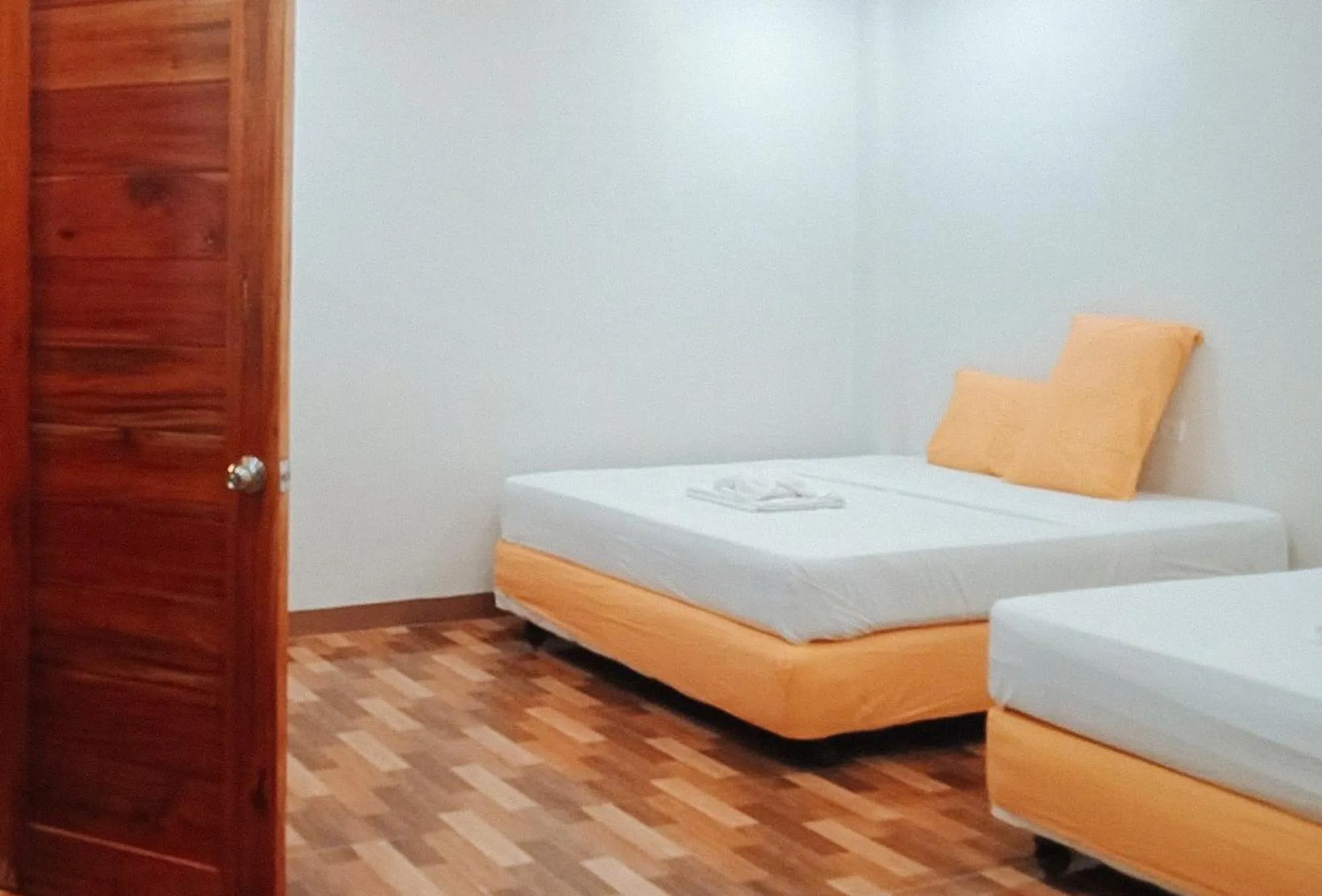 Bed in RedDoorz @ 4ks Pension House Bogo City Cebu