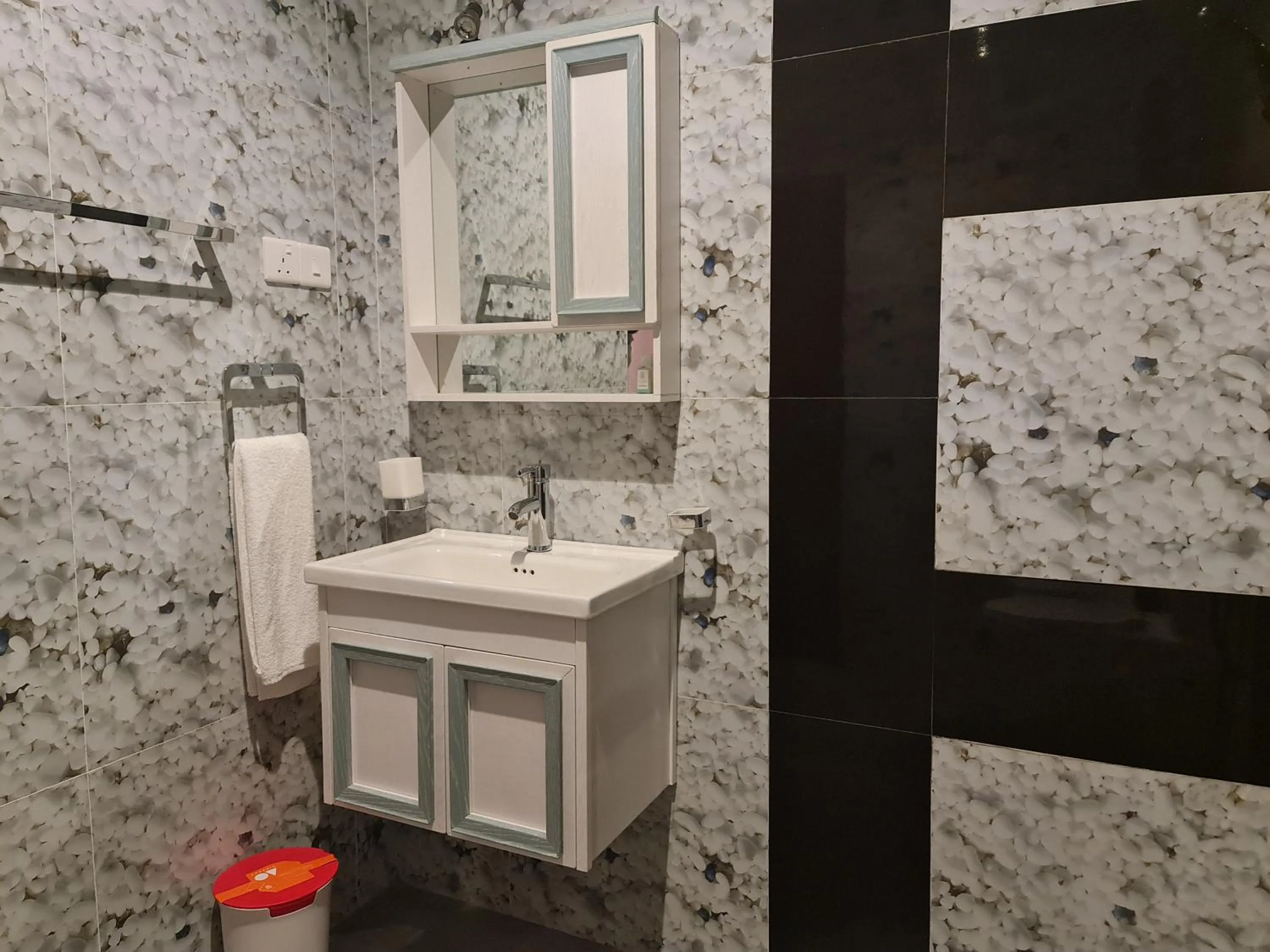 Top Rich Hotel Nuwara Eliya