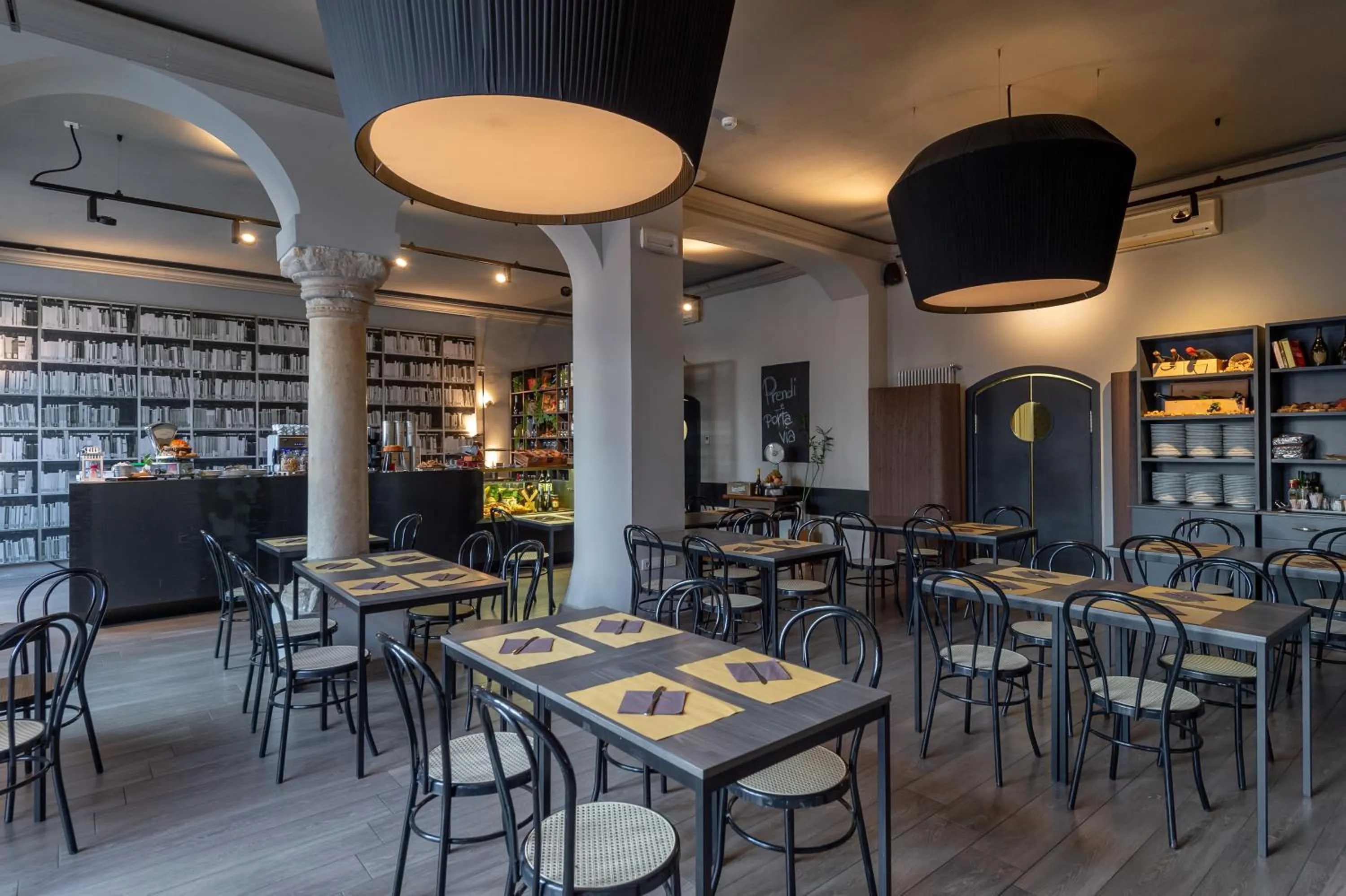 Restaurant/places to eat in Ca' Tazzoli