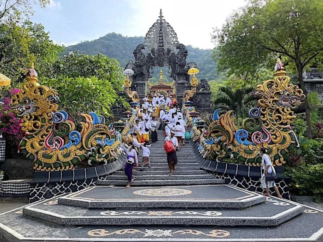 Day in Maha Nusa Menjangan