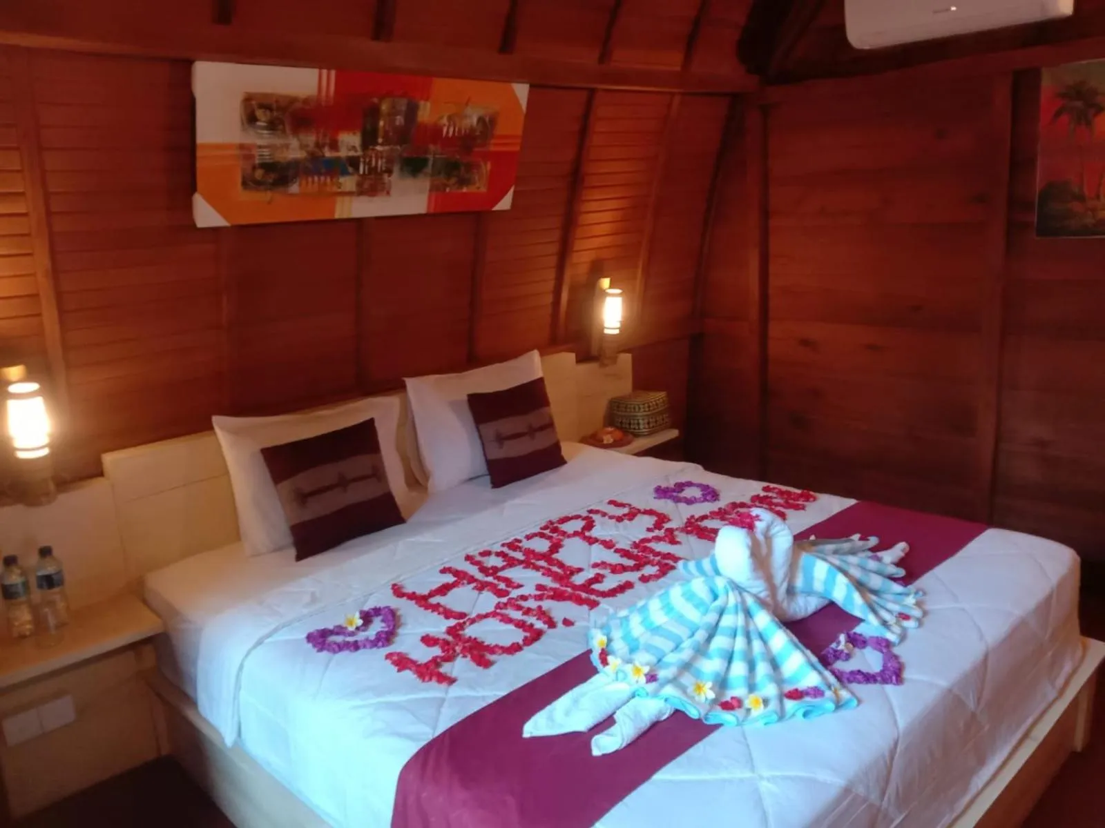 Property building, Bed in Maha Nusa Menjangan