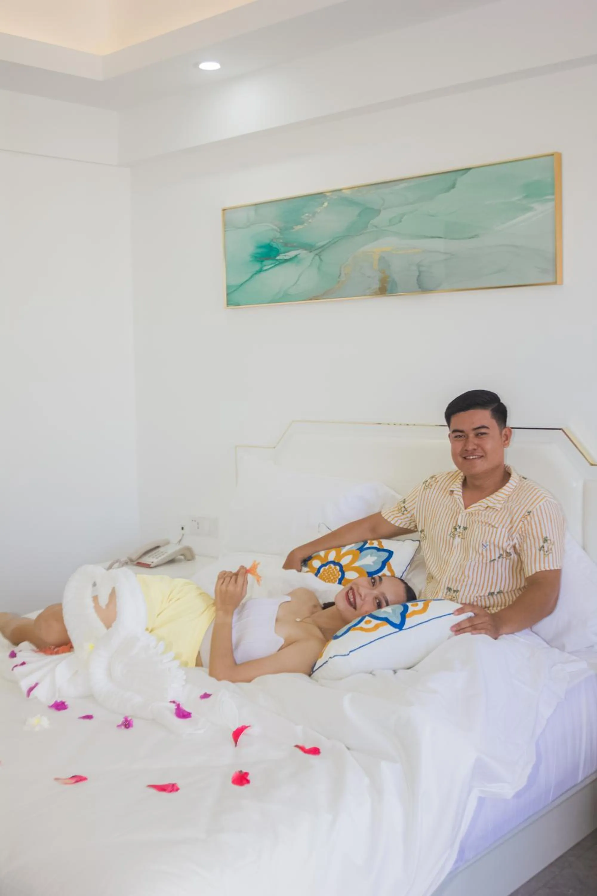 Sea view, Bed in Bohol Dolphin Bay Resort