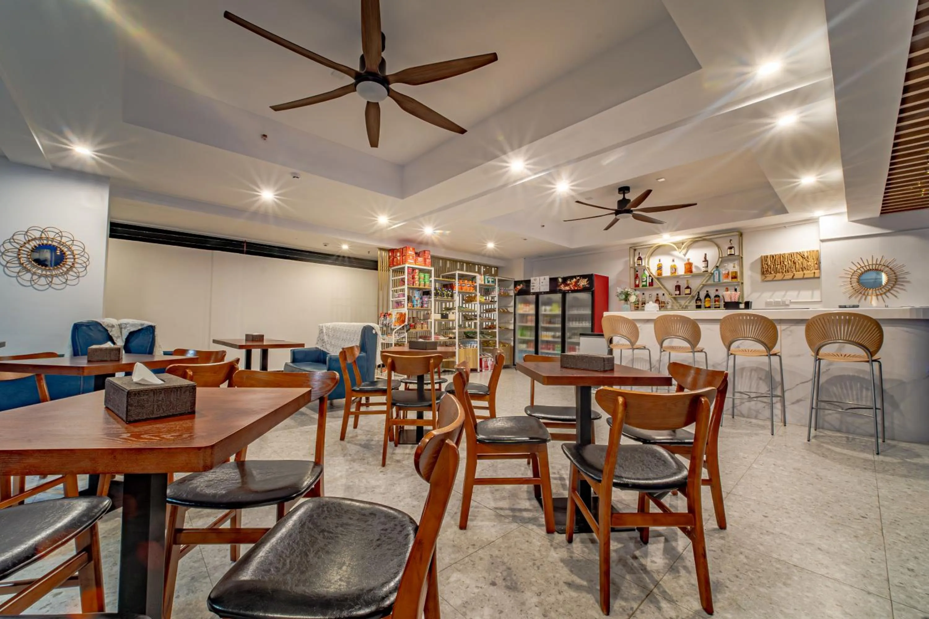 Restaurant/places to eat in Bohol Dolphin Bay Resort