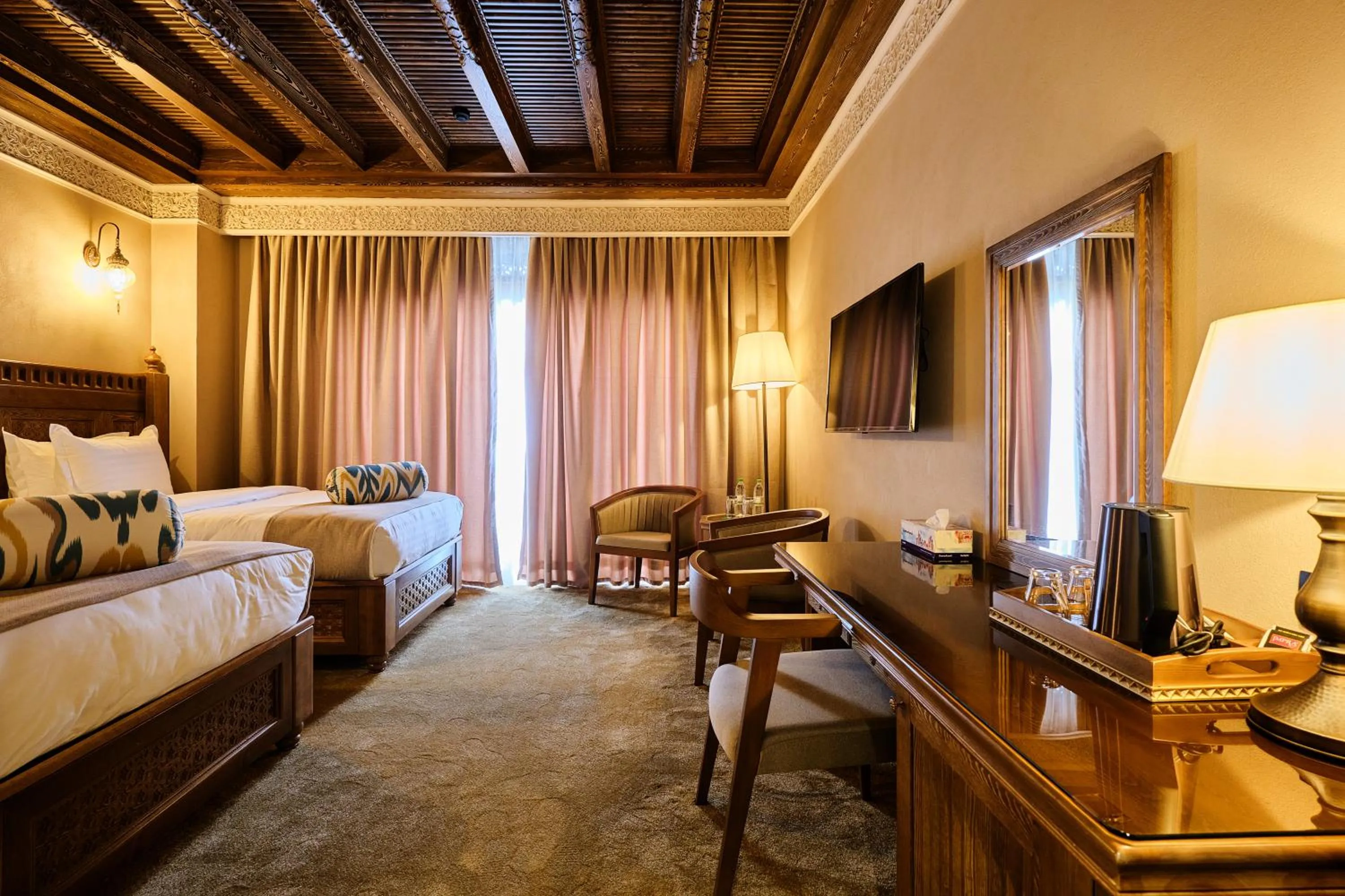 Photo of the whole room, Bed in Kosh Havuz boutique hotel