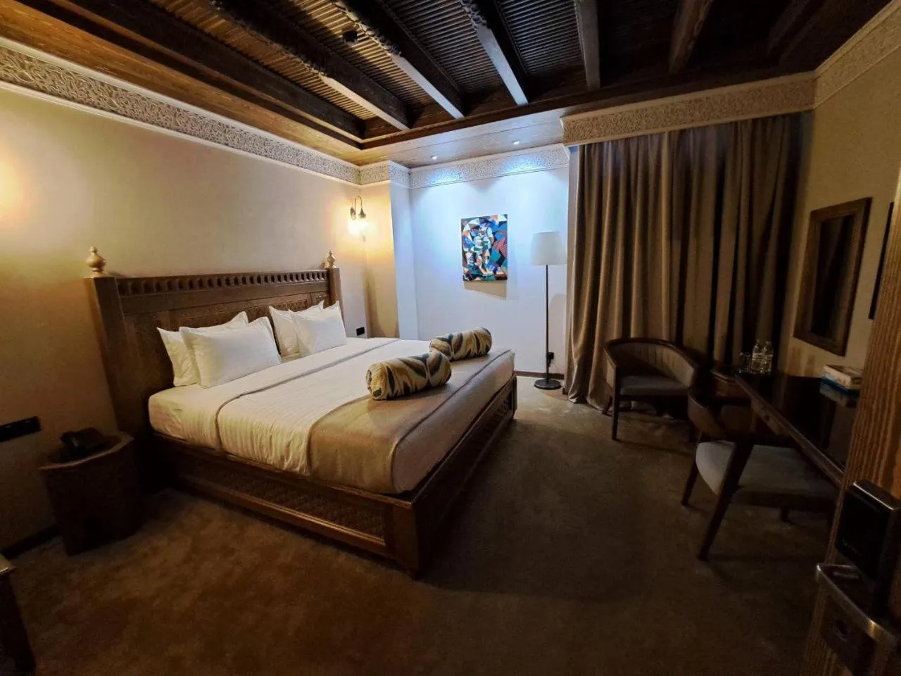 Photo of the whole room, Bed in Kosh Havuz boutique hotel